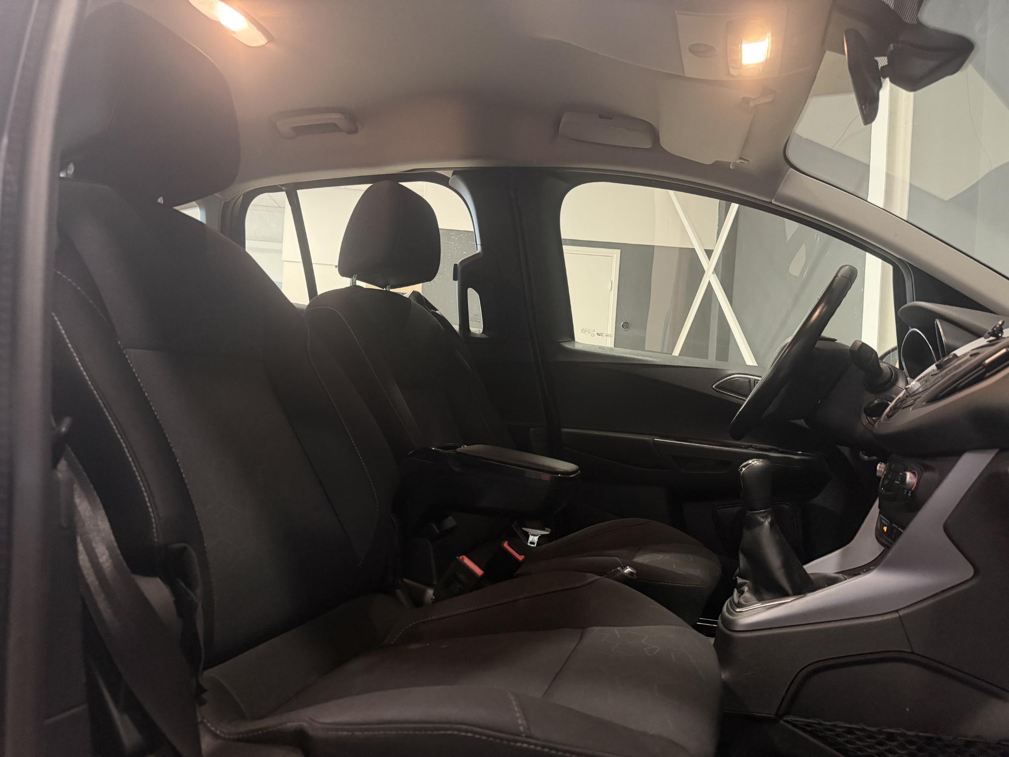 Foto van Ford B-max