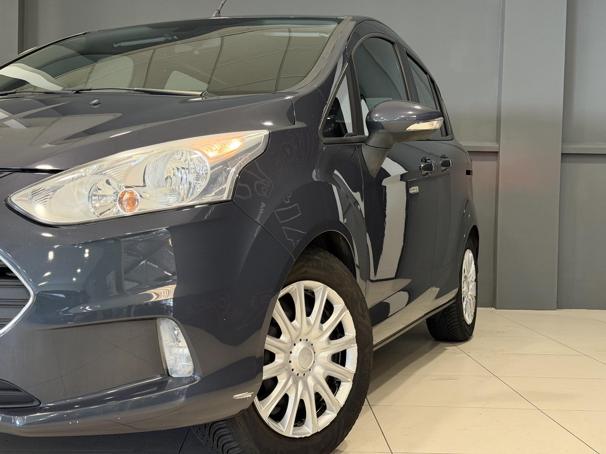 Foto van Ford B-max