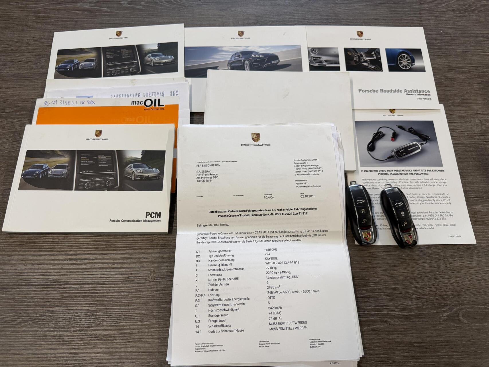 Foto van Porsche Cayenne S Hybrid