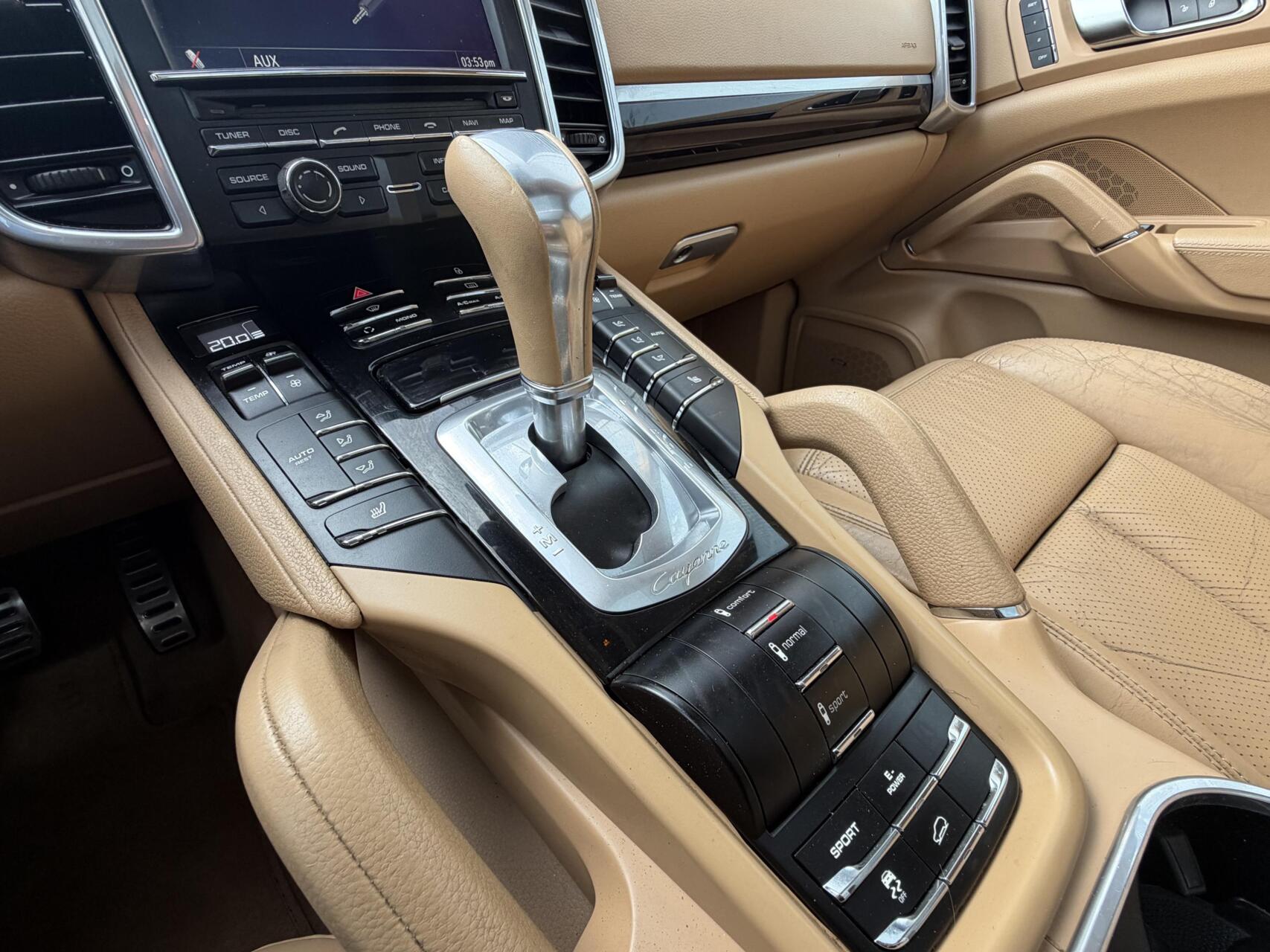Foto van Porsche Cayenne S Hybrid
