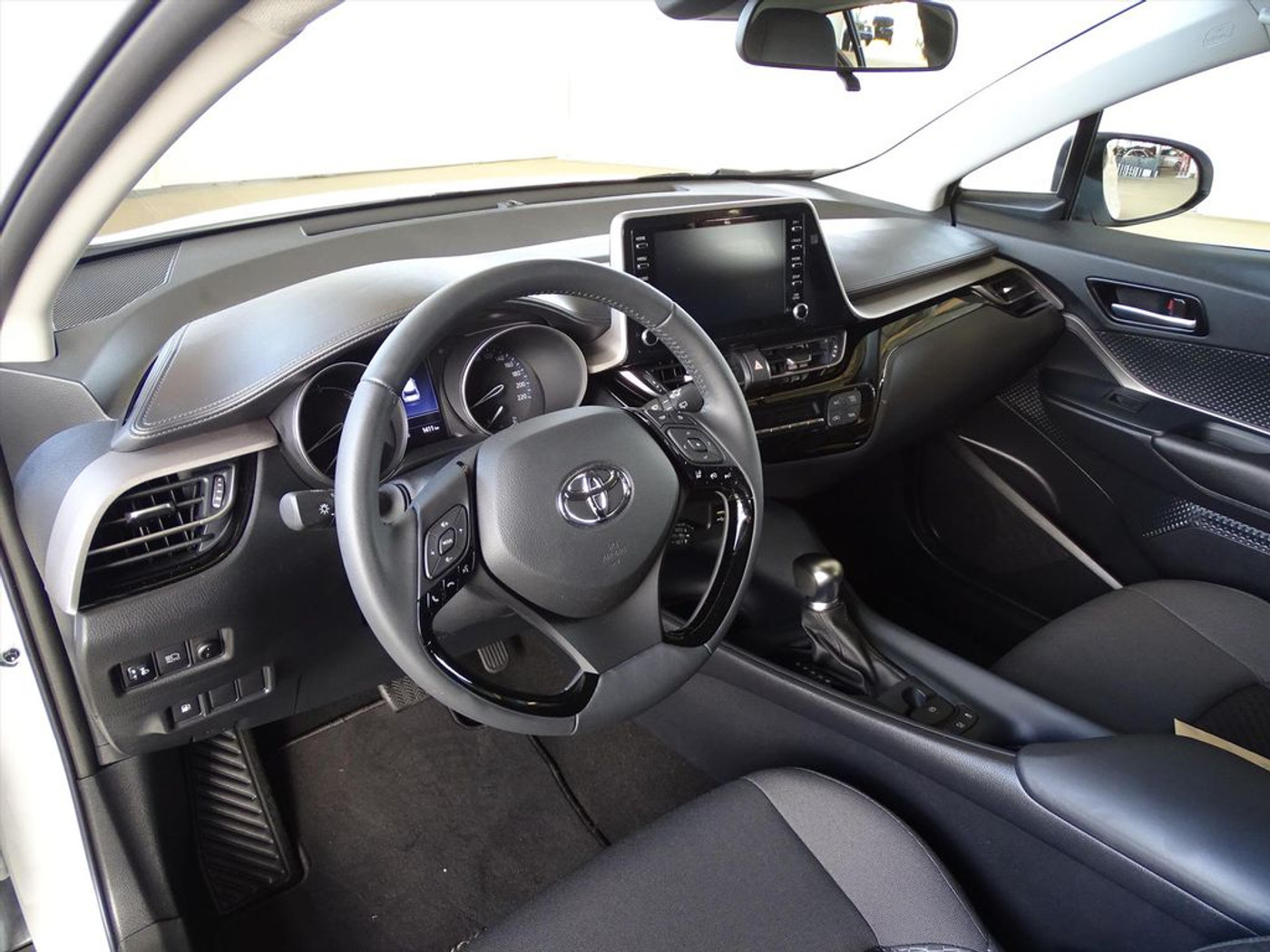 Foto van Toyota Toyota C-hr
