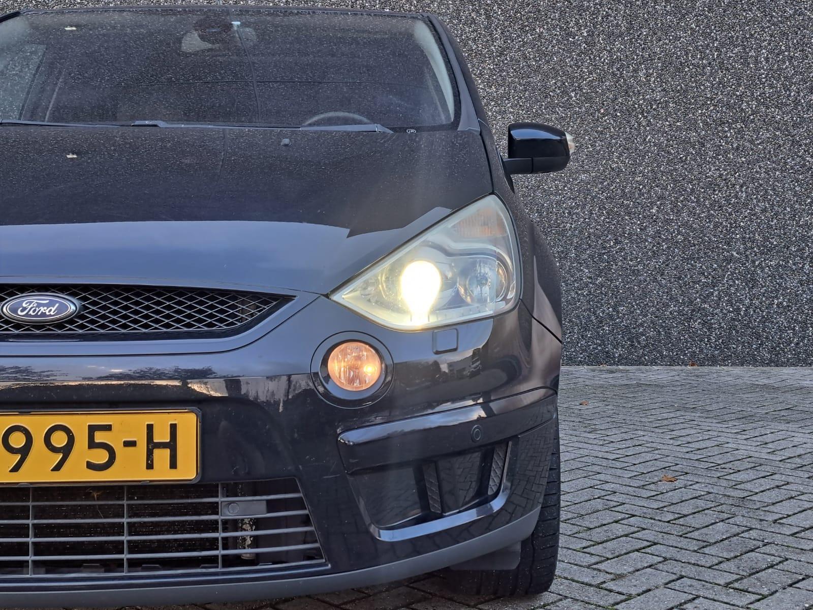 Foto van Ford S-max