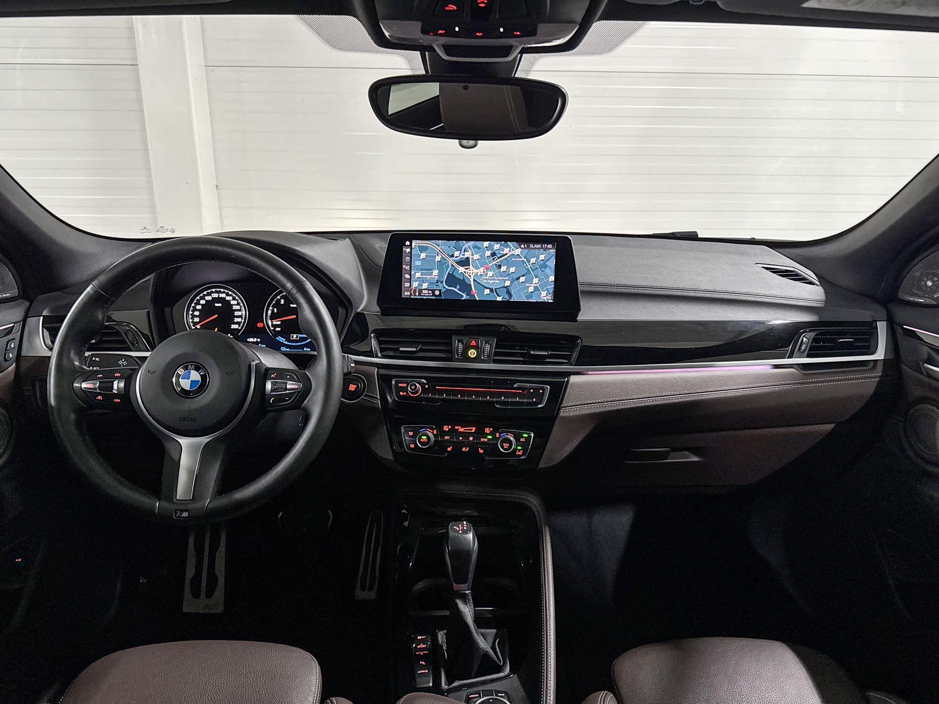 Foto van BMW X2 Xdrive25e