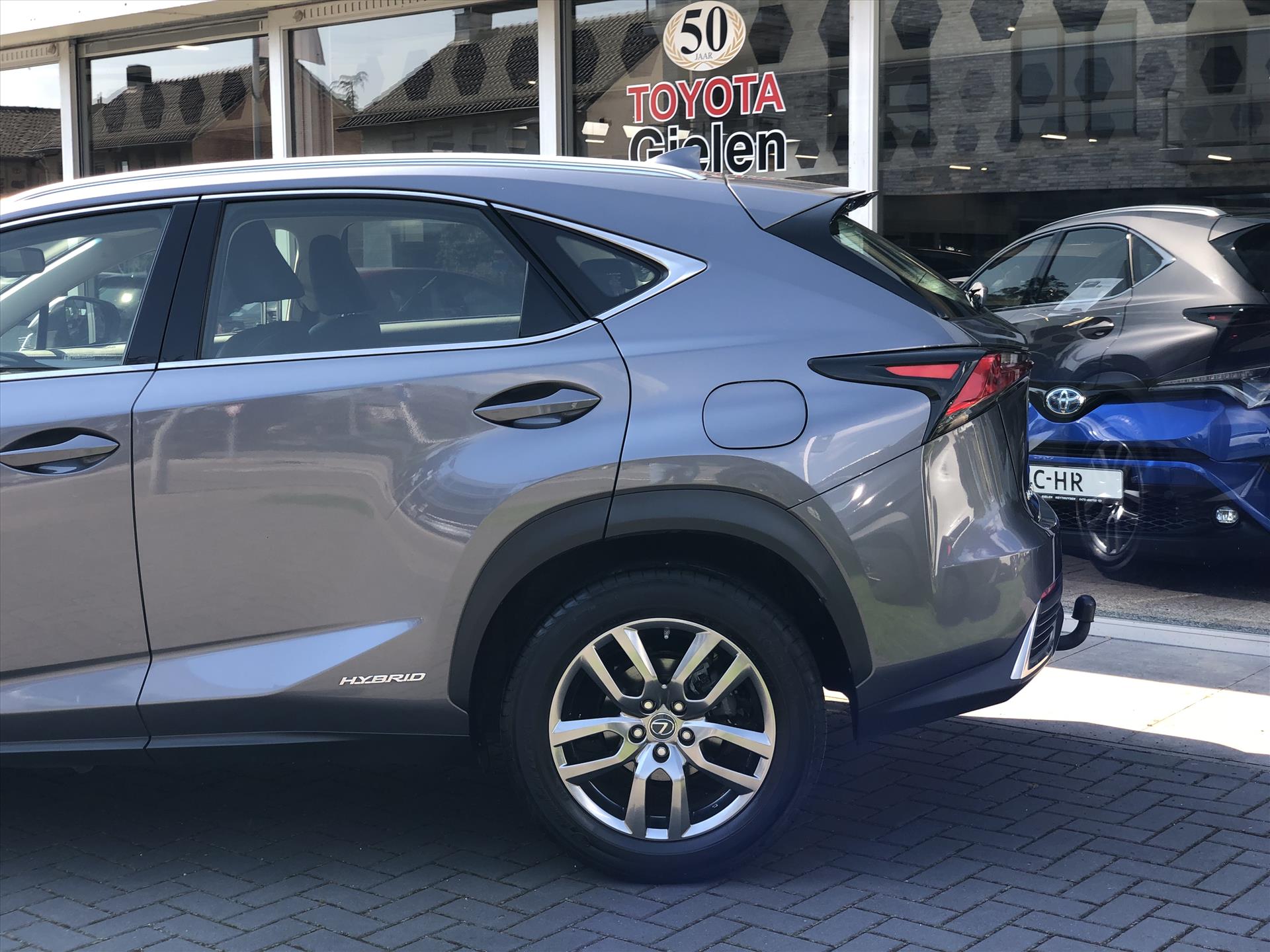 Foto van Lexus Lexus Nx300h