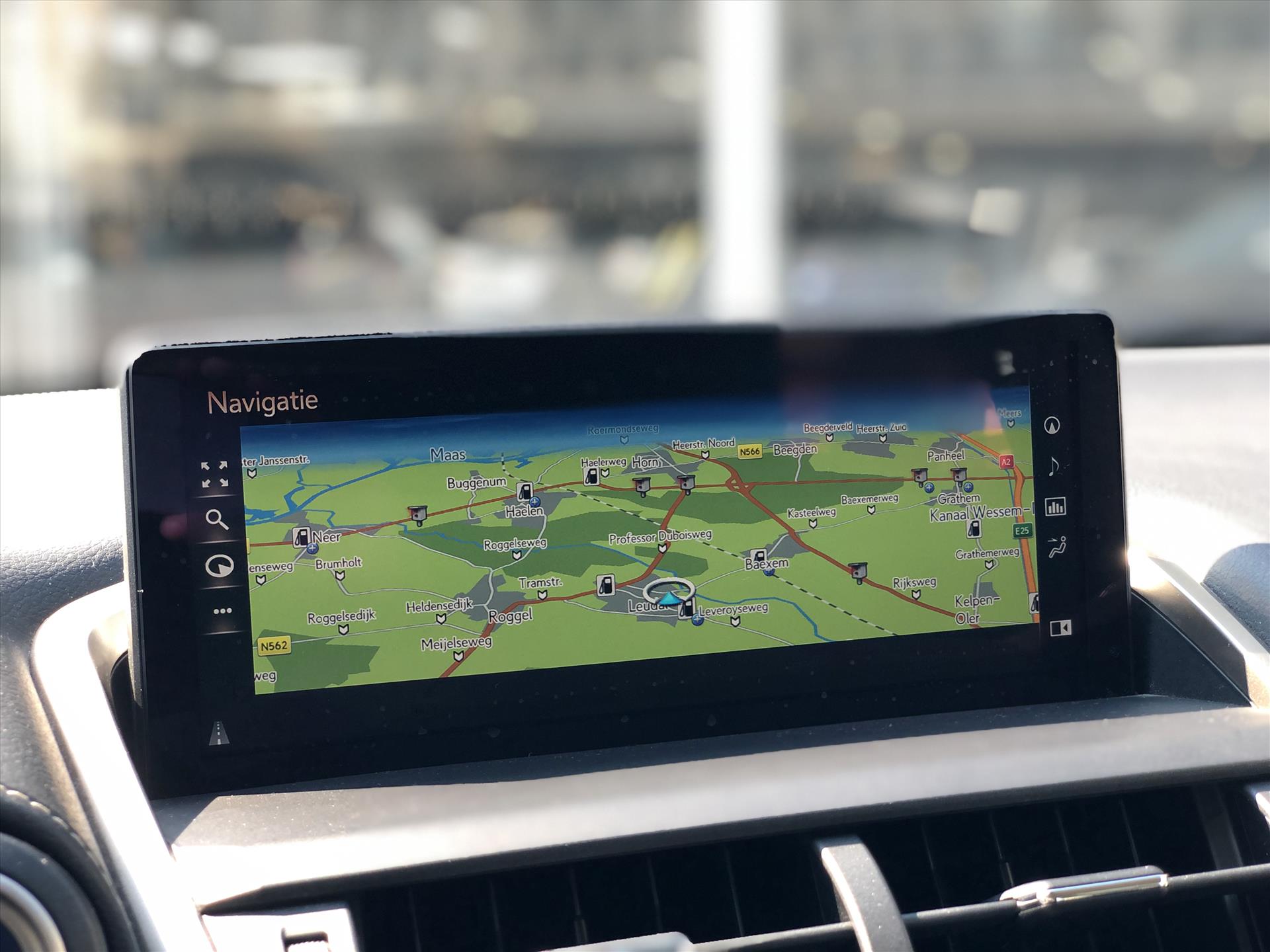 Foto van Lexus Lexus Nx300h