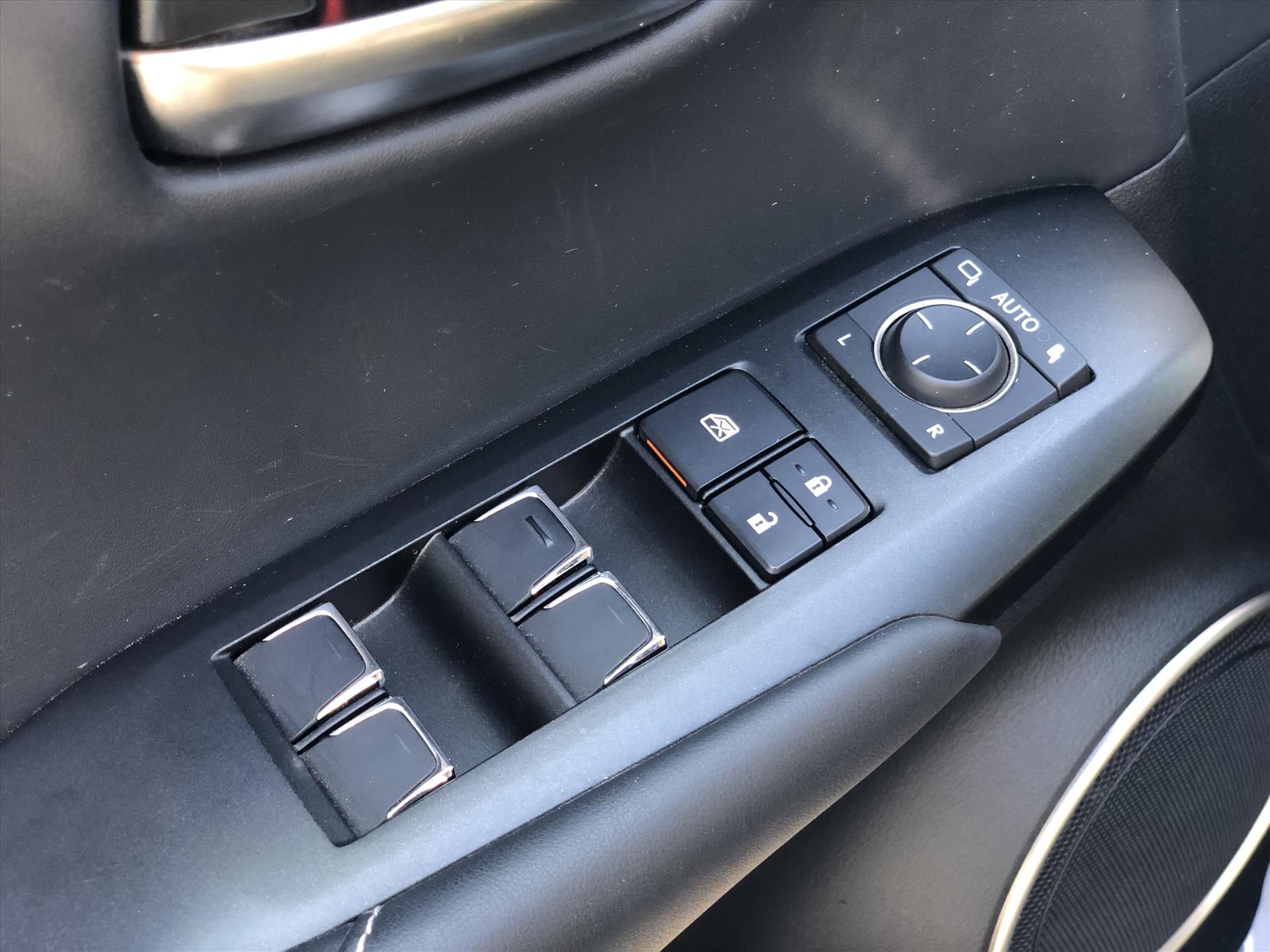 Foto van Lexus Lexus Nx300h