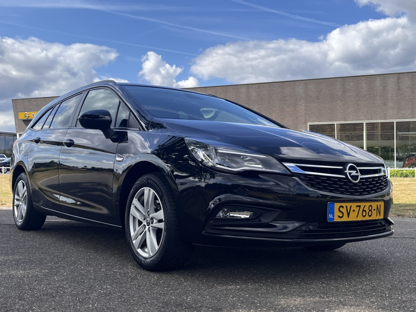Foto van Opel Astra Sports Tourer