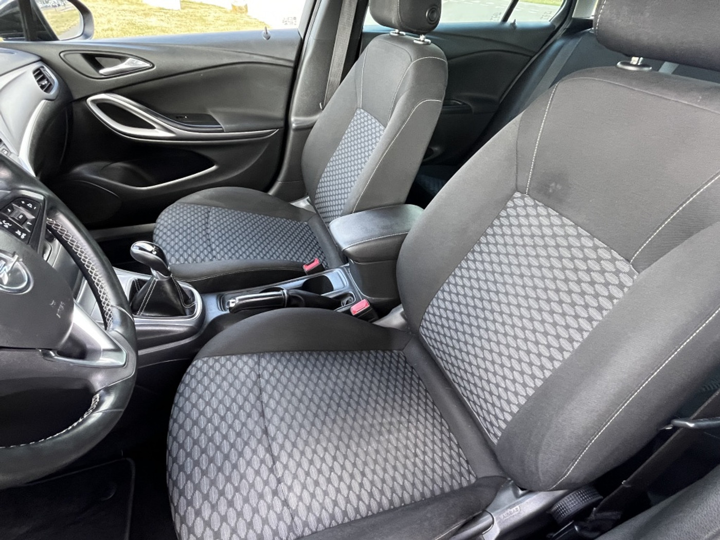 Foto van Opel Astra Sports Tourer
