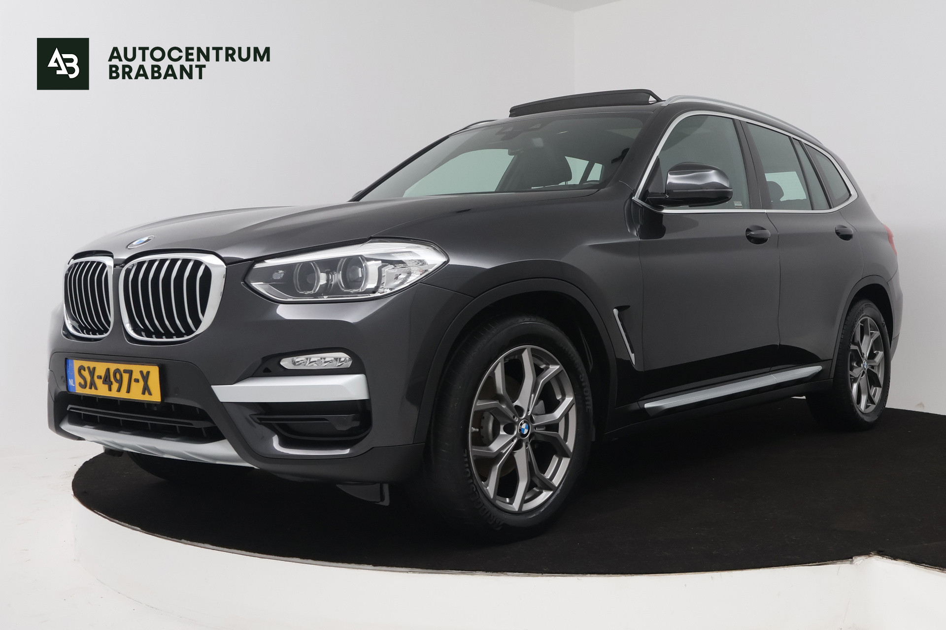 Foto van BMW X3 Xdrive20i