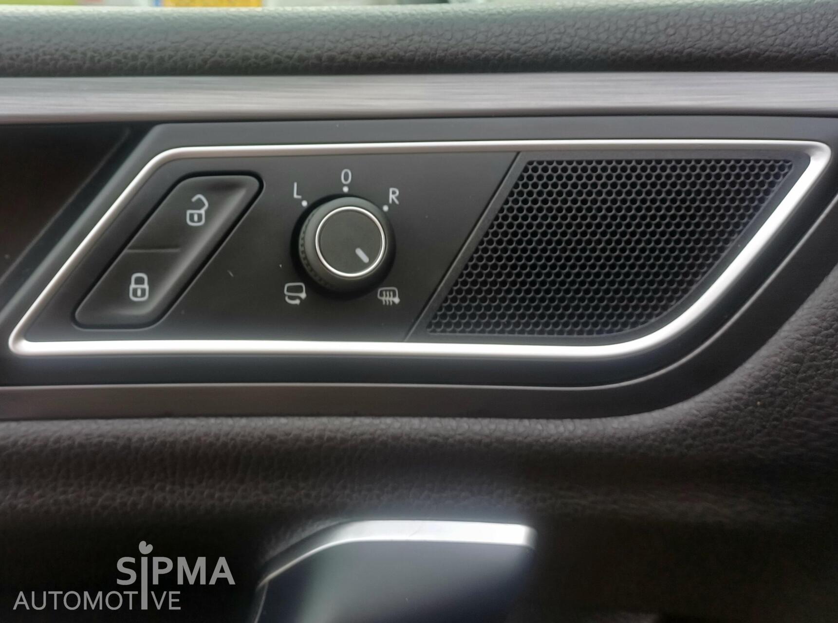 Foto van Volkswagen Golf Sportsvan