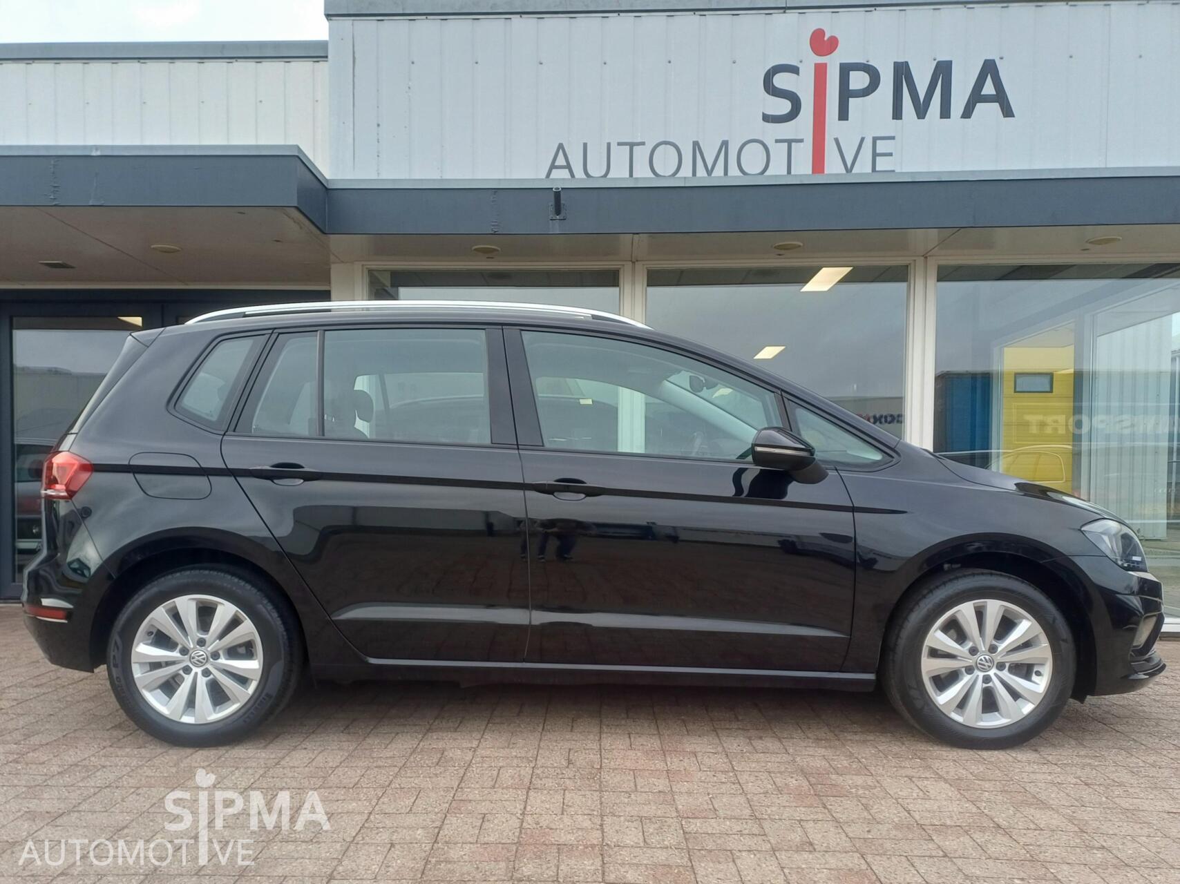 Foto van Volkswagen Golf Sportsvan