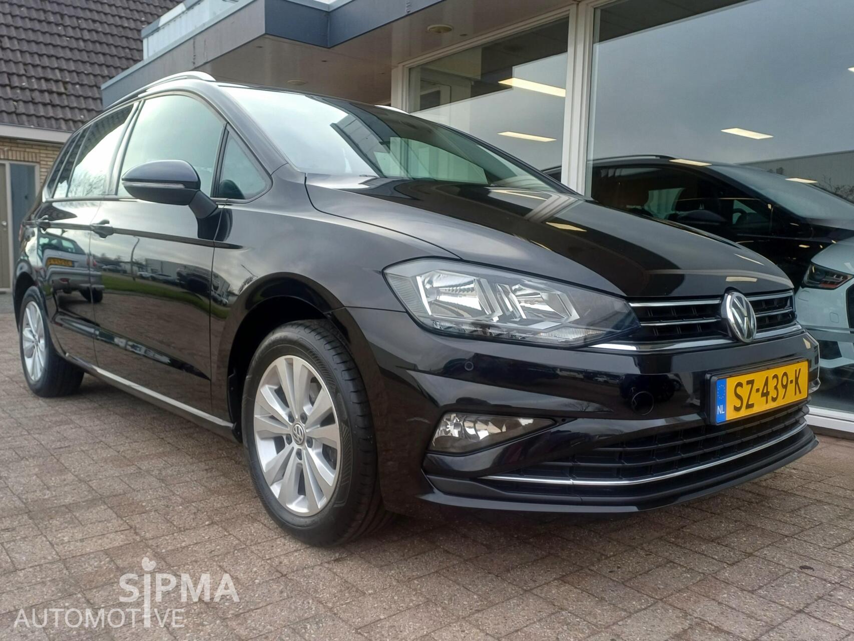 Foto van Volkswagen Golf Sportsvan