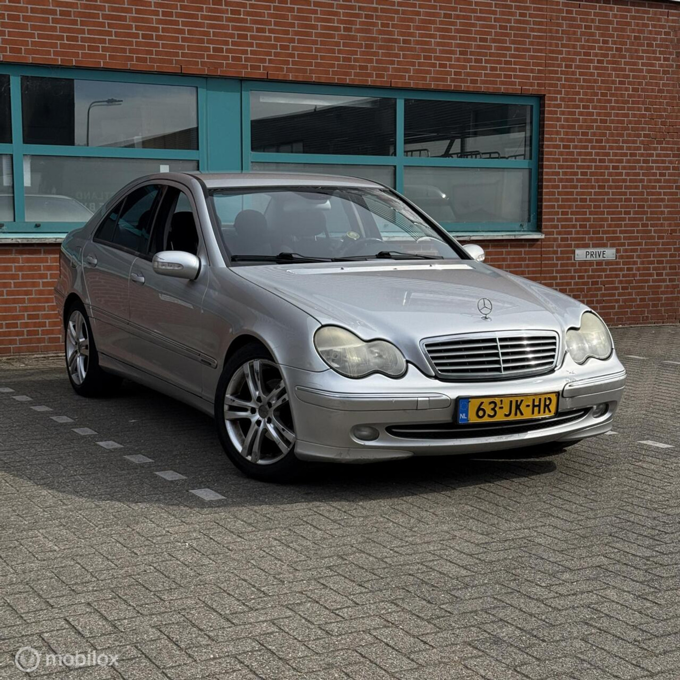 Foto van Mercedes-Benz C 180
