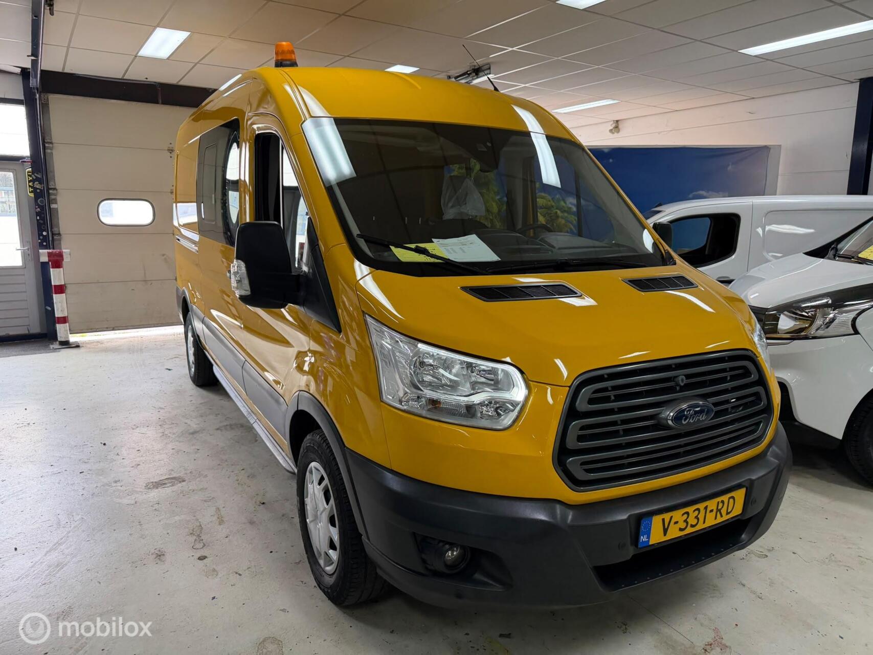 Ford Transit 350 2.0 TDCI L2H2 Trend 2018 - voorkant