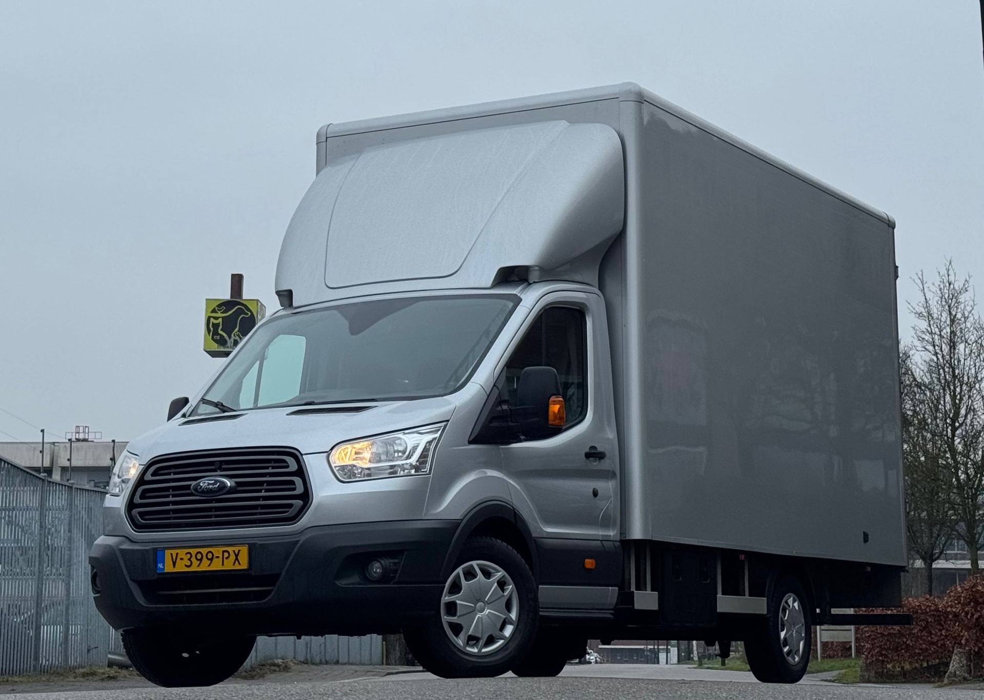 Ford Transit 350 2.0 TDCI L4H4 Trend 100% Onderhouden Navigatie Airco 2018 - voorkant