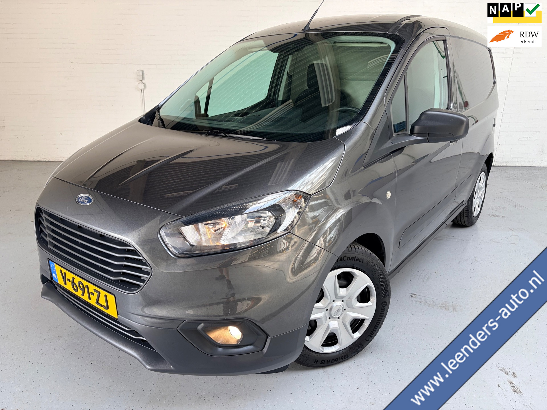 Ford Transit Courier Benzine 1.0 100pk EcoBoost S&S, Airco, Navigatie, CruiseControl, NEDERLANDSE BUS RIJKLAARPRIJS! 2019 - voorkant