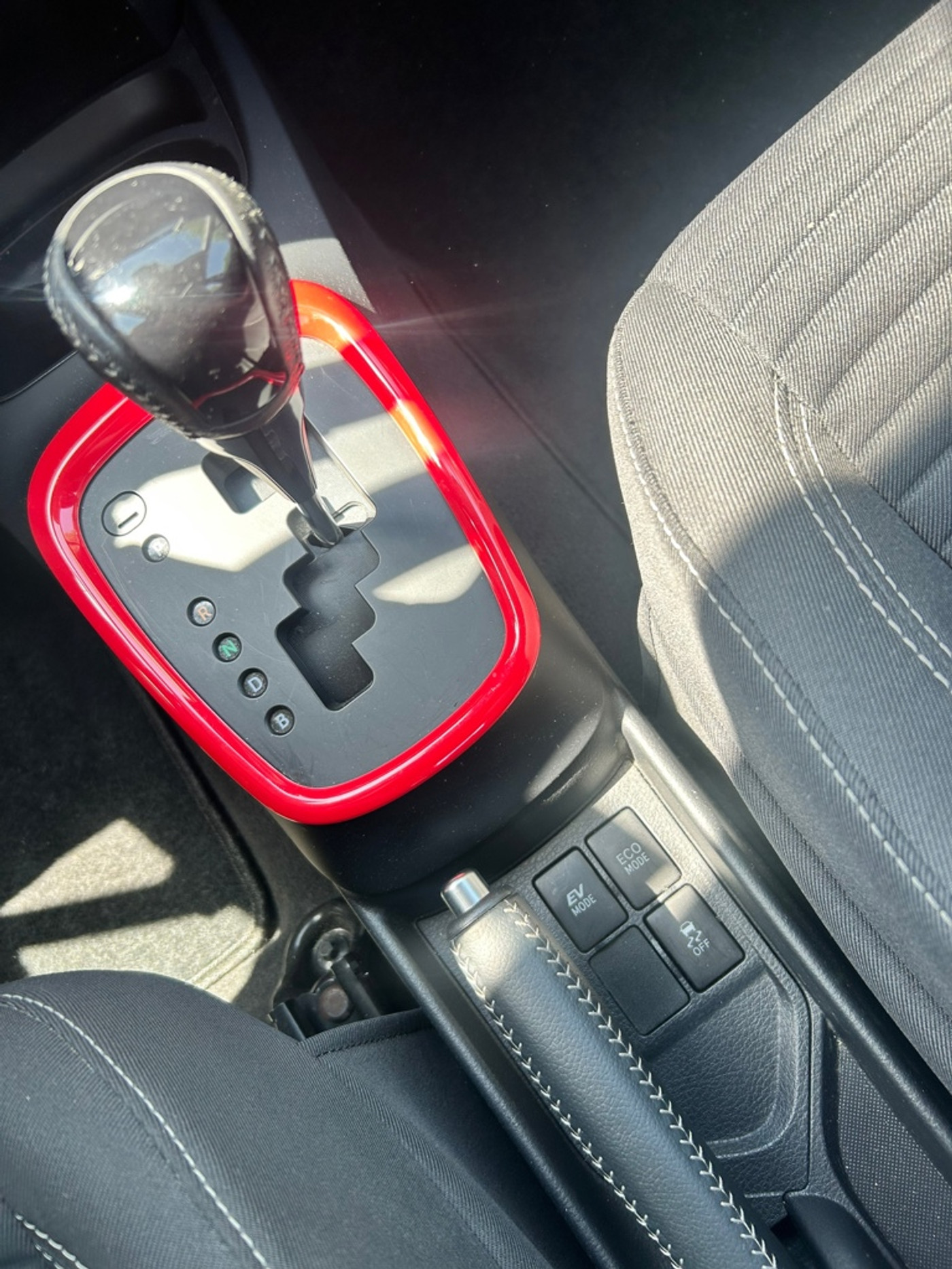 Foto van Toyota Toyota Yaris Hybrid