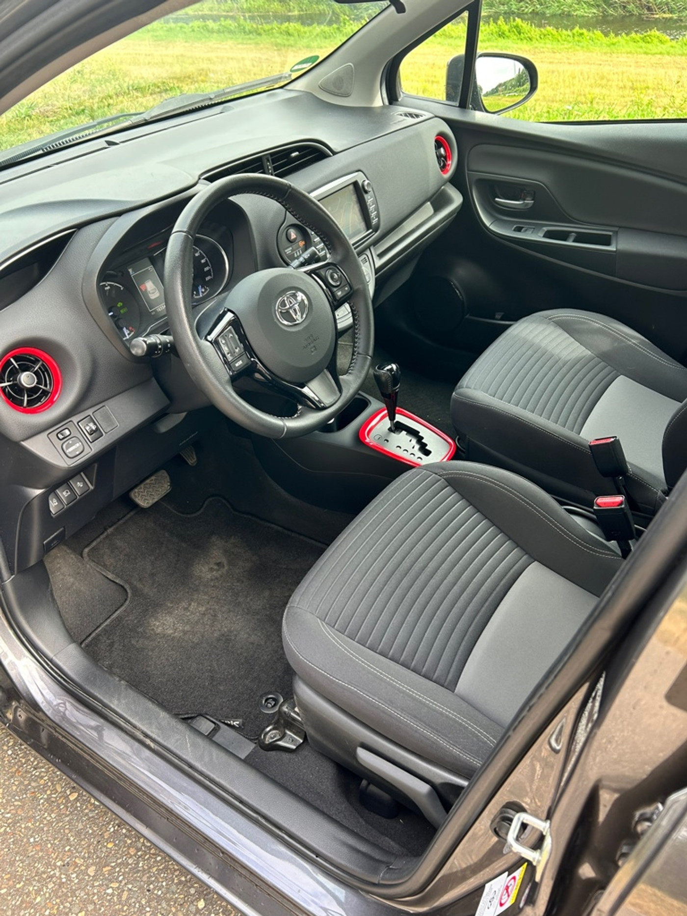 Foto van Toyota Toyota Yaris Hybrid