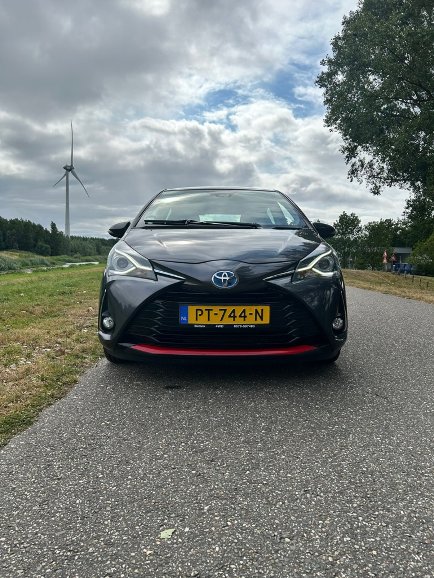 Foto van Toyota Toyota Yaris Hybrid