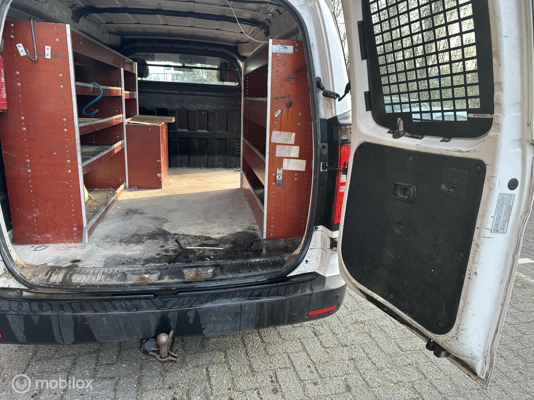 Foto van Hyundai H-1