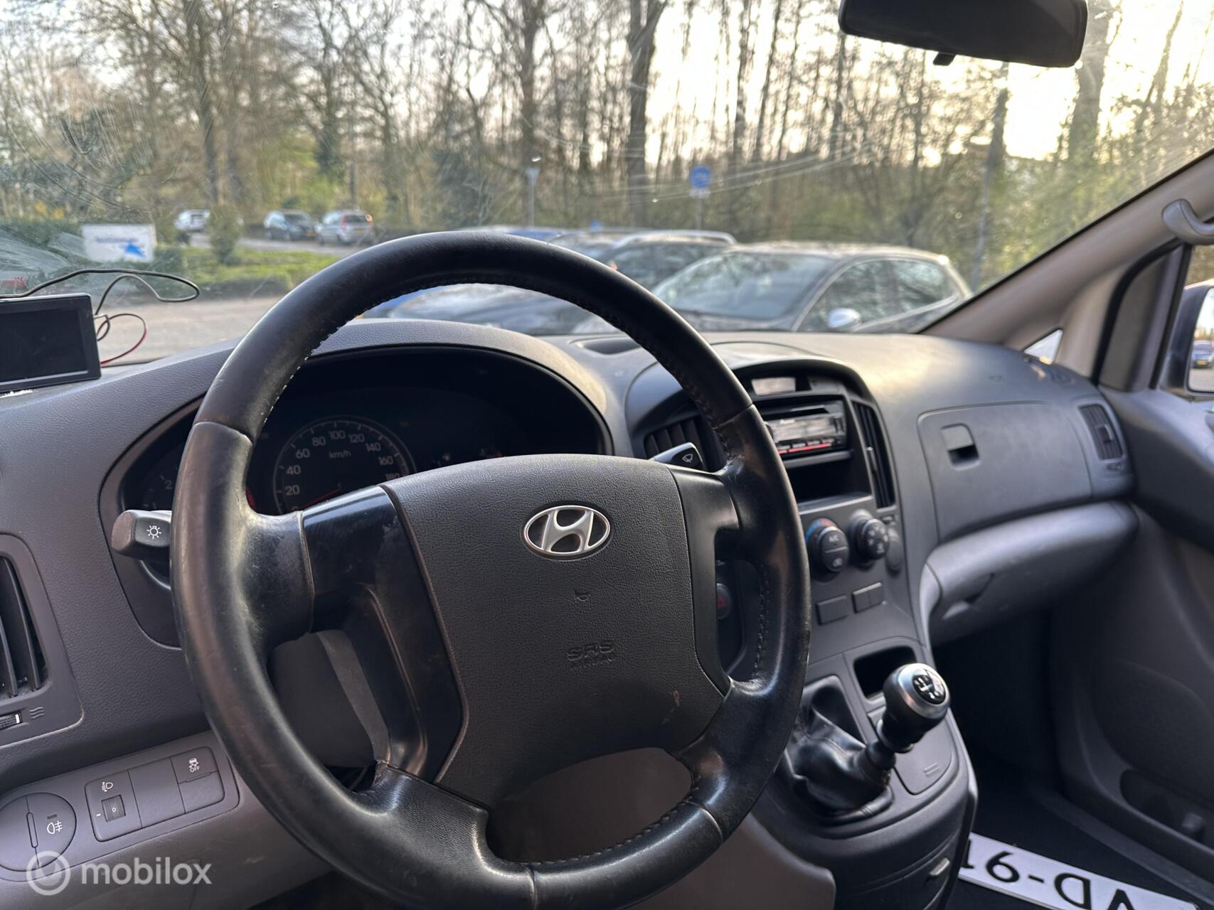 Foto van Hyundai H-1