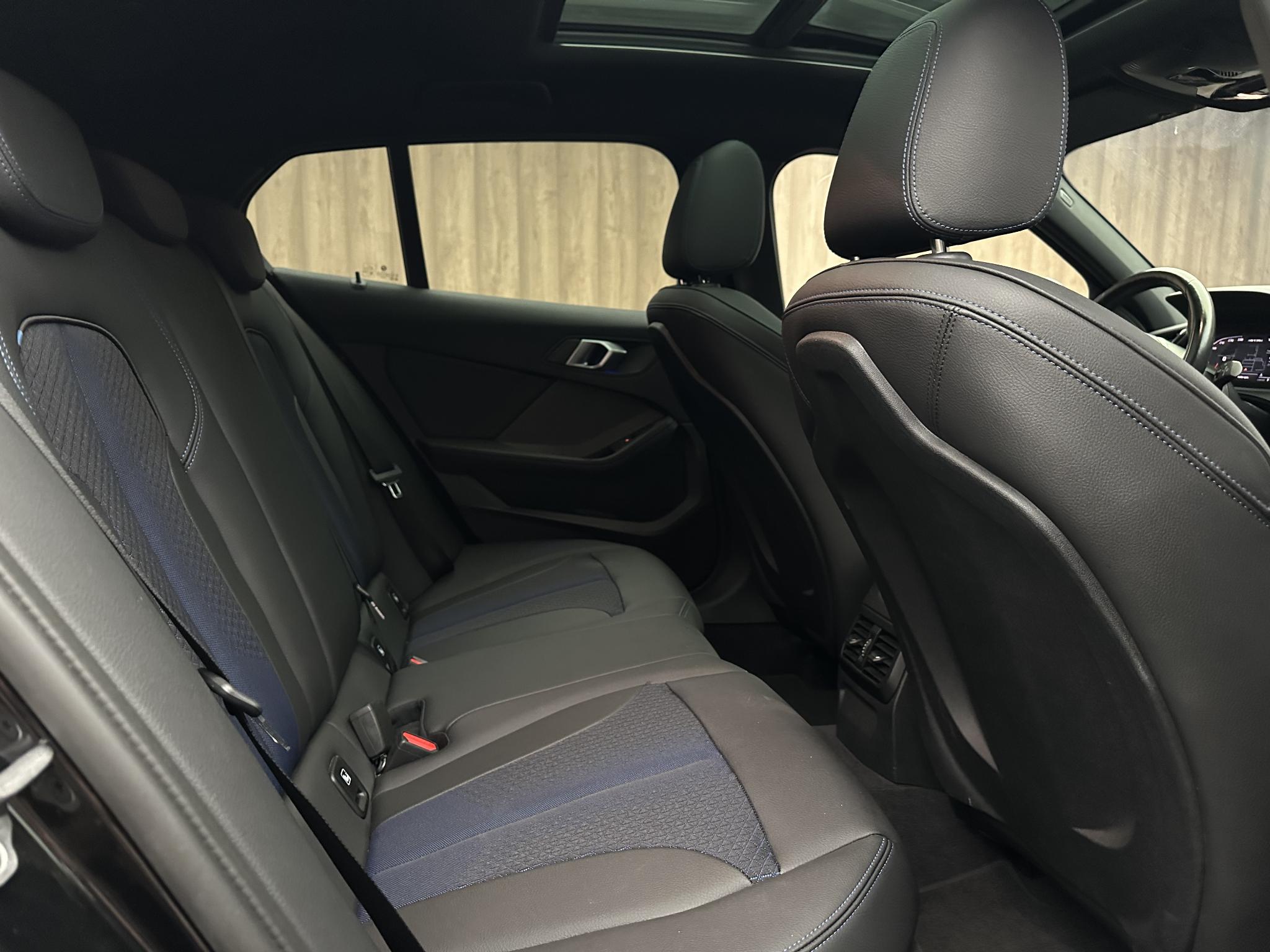 Foto van BMW M135i xDrive