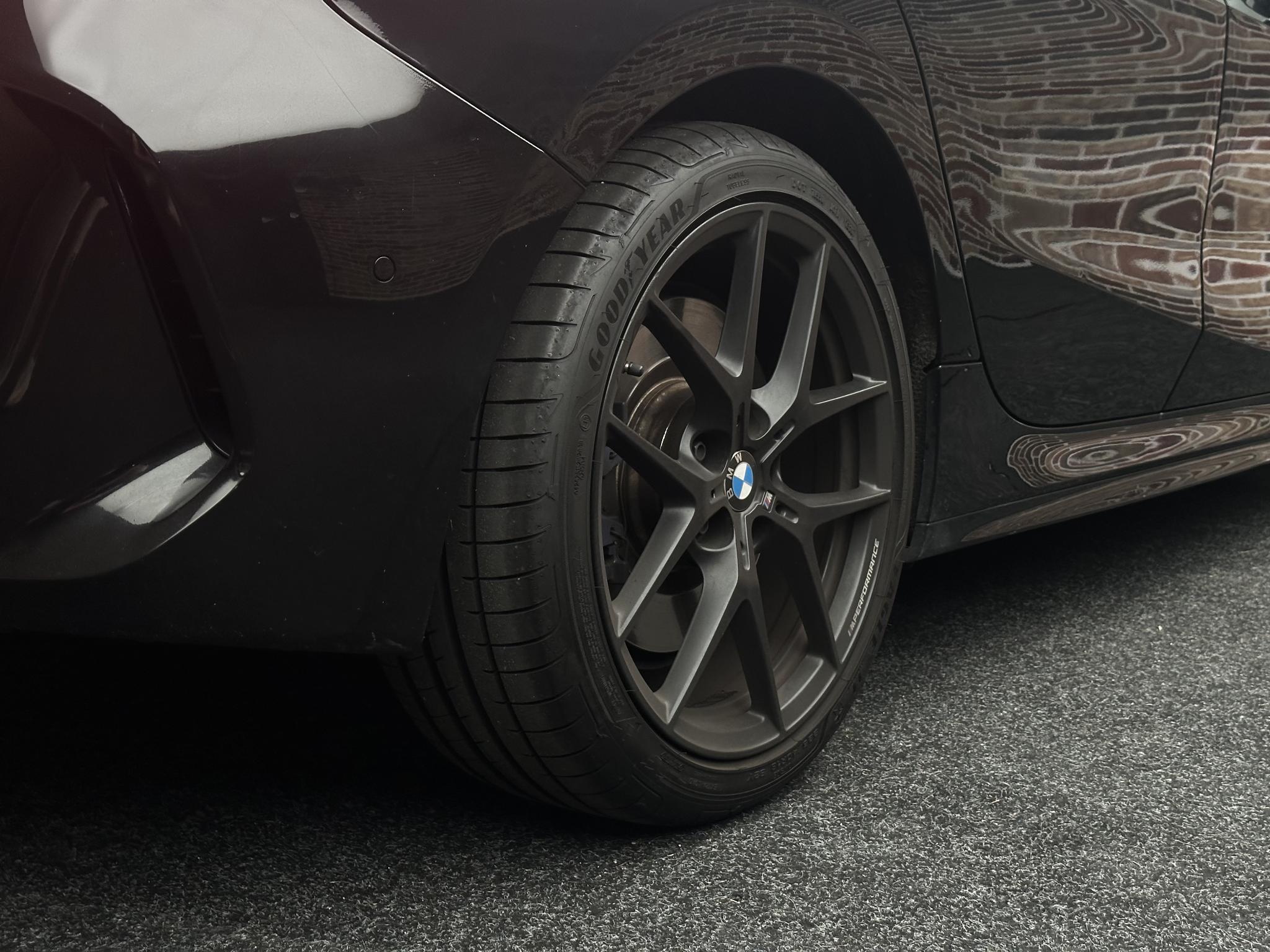 Foto van BMW M135i xDrive