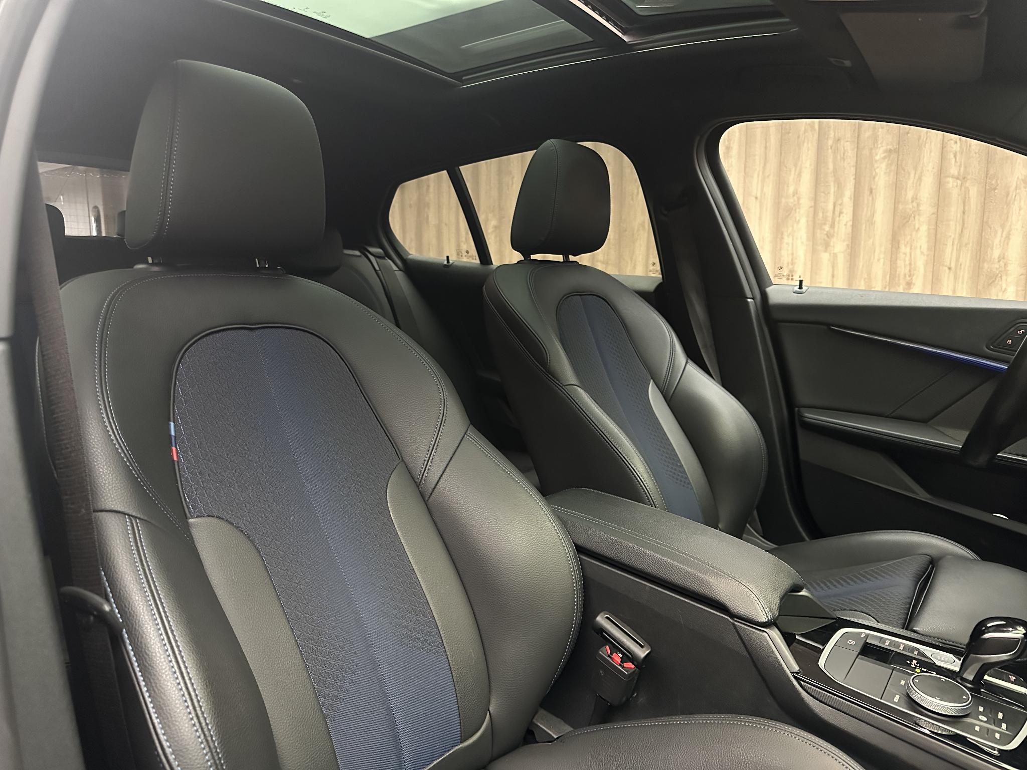 Foto van BMW M135i xDrive