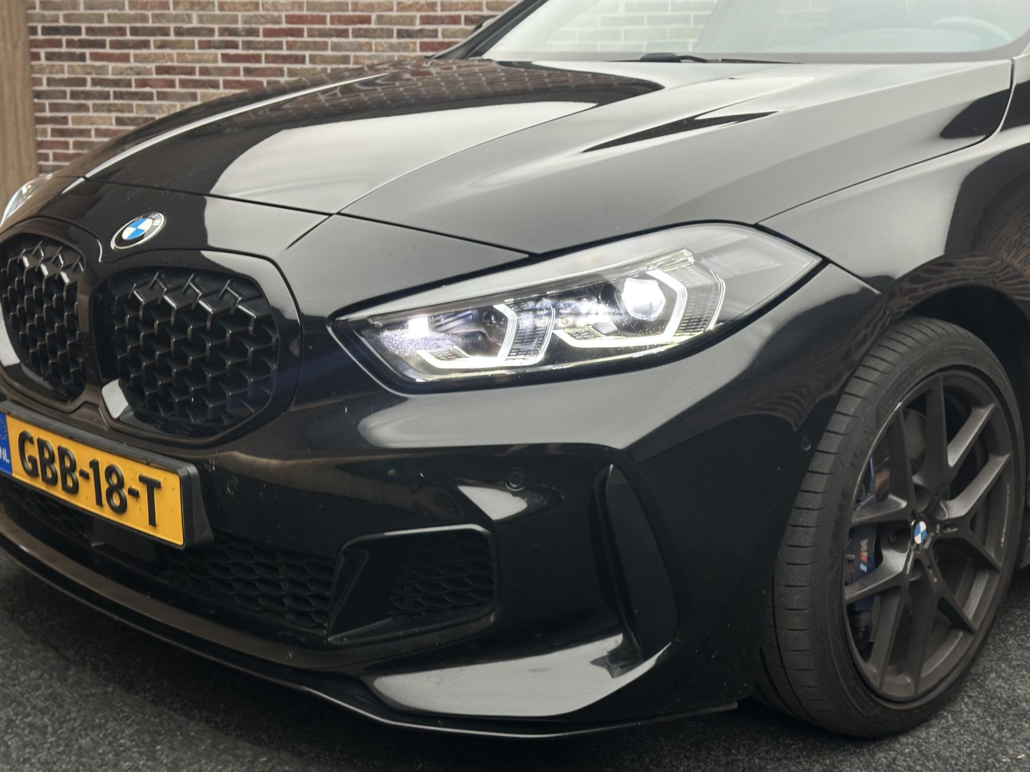 Foto van BMW M135i xDrive