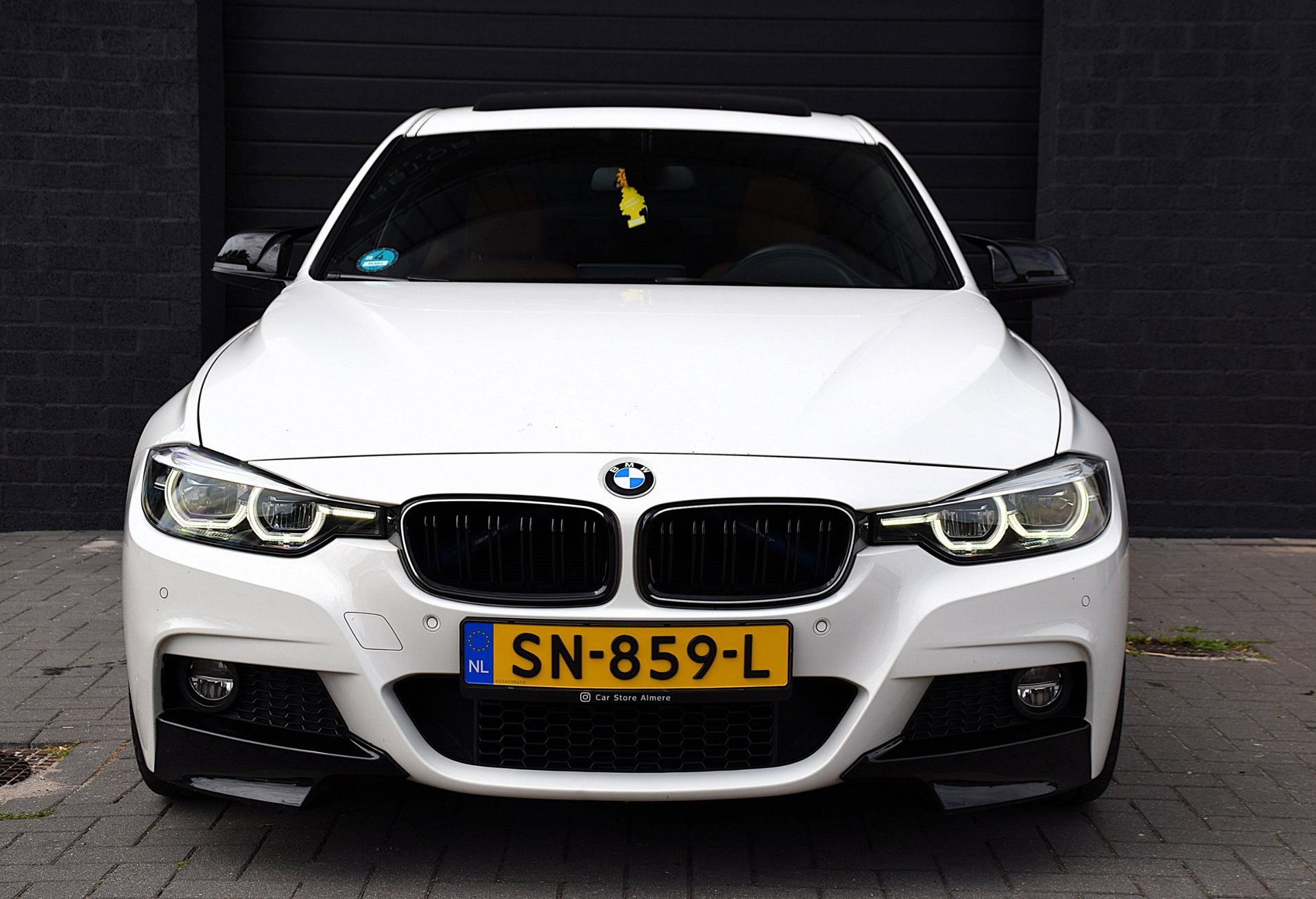Foto van BMW 320i