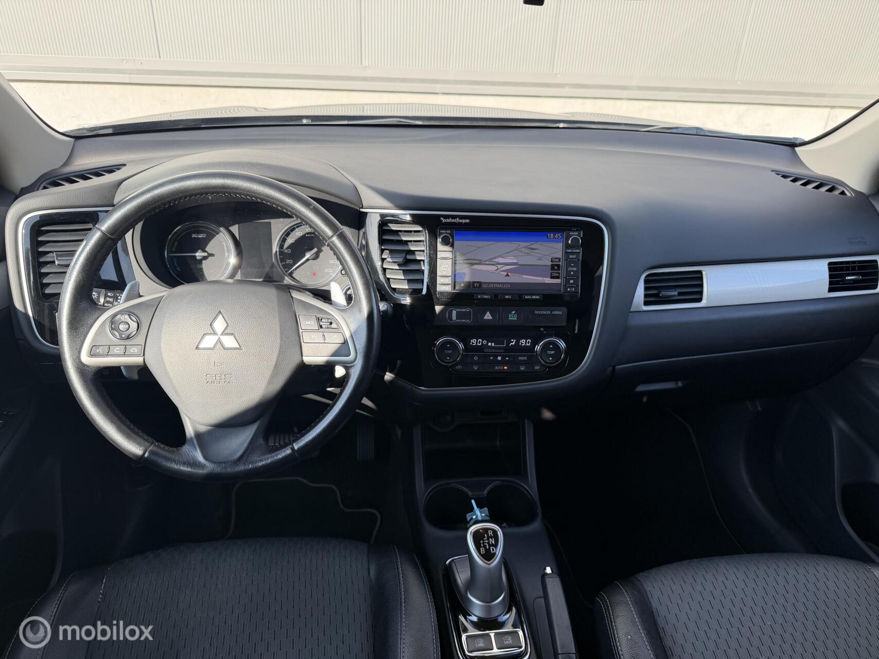 Foto van Mitsubishi Mitsubishi Outlander