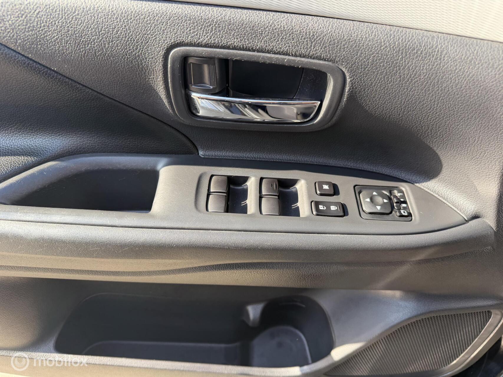 Foto van Mitsubishi Mitsubishi Outlander