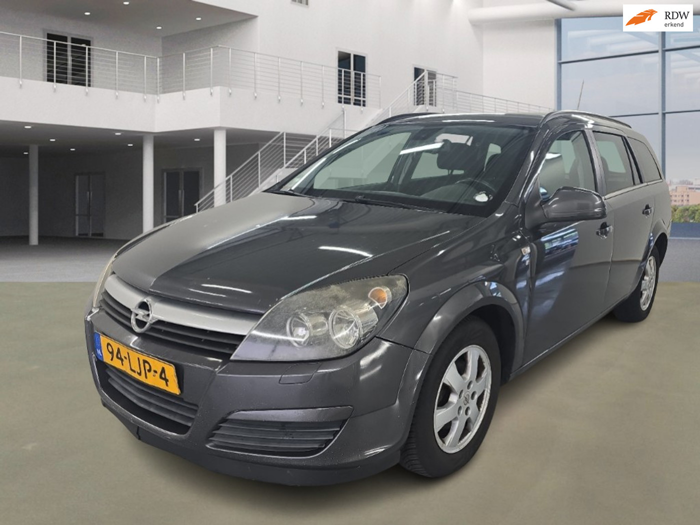 Opel Astra Station Wagon 1.6 111 years Edition/AIRCO/CRUISE/PARKEERSENSOR/TREKHAAK 2010 - voorkant