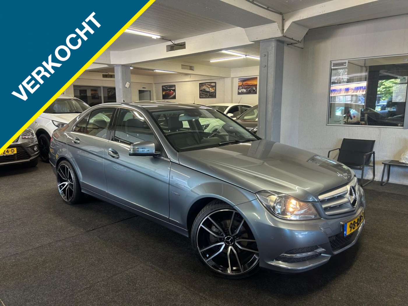 Mercedes-Benz C 180 180 *NAP*Facelift*Automaat*Leder*Carplay 2011 - voorkant