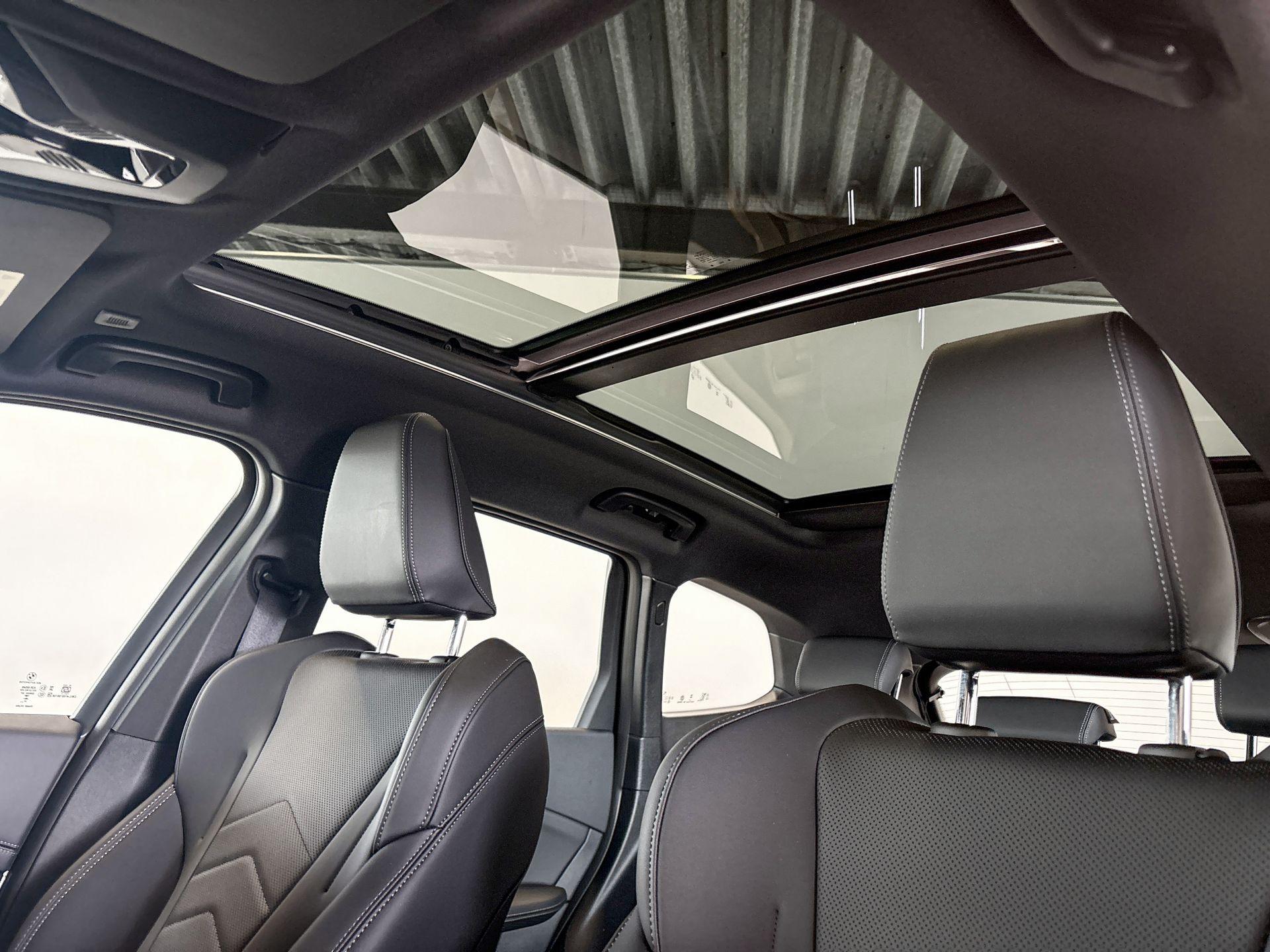 Foto van BMW Ix1 Edrive20