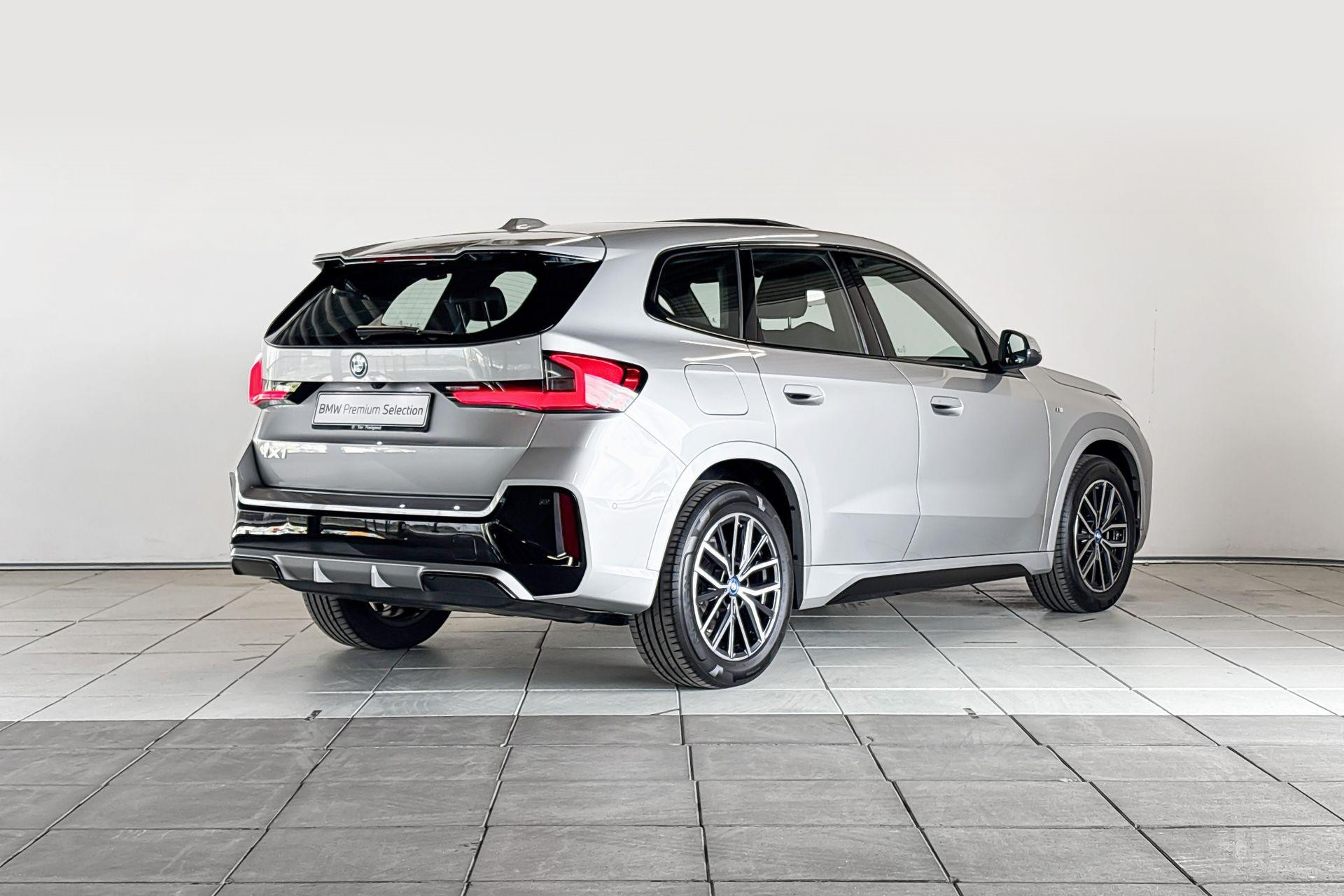 Foto van BMW Ix1 Edrive20
