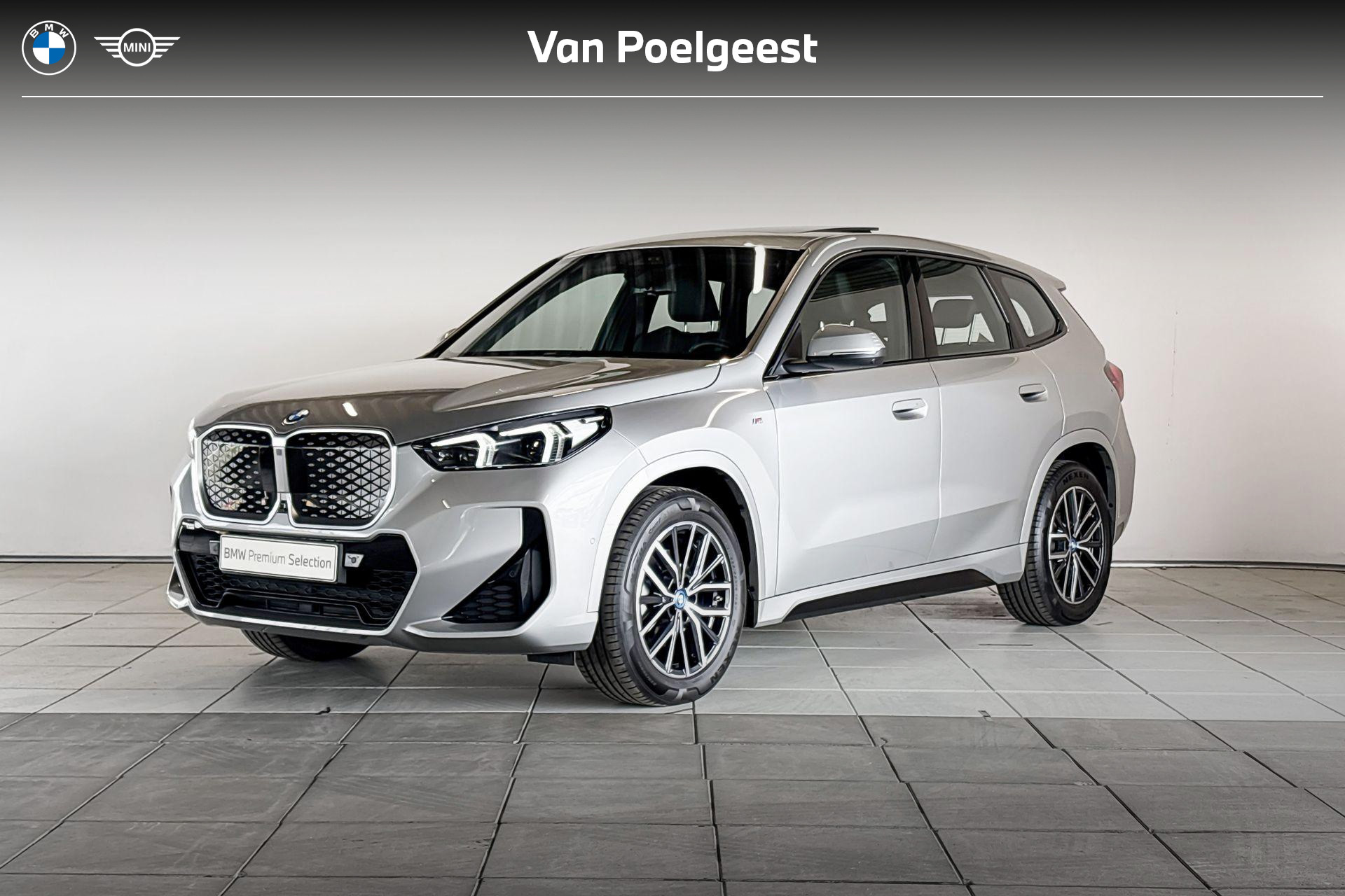 BMW Ix1 Edrive20 eDrive20 Innovation Pack M Sportpakket 2025 - voorkant