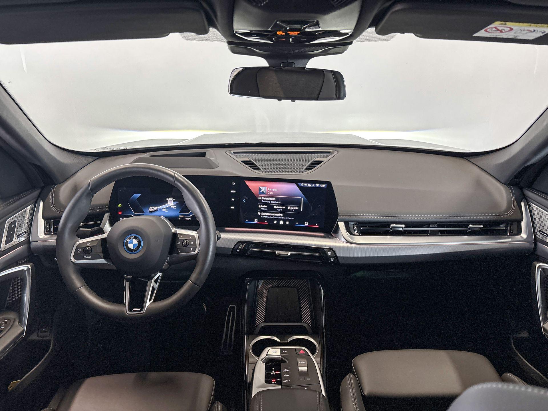 Foto van BMW Ix1 Edrive20