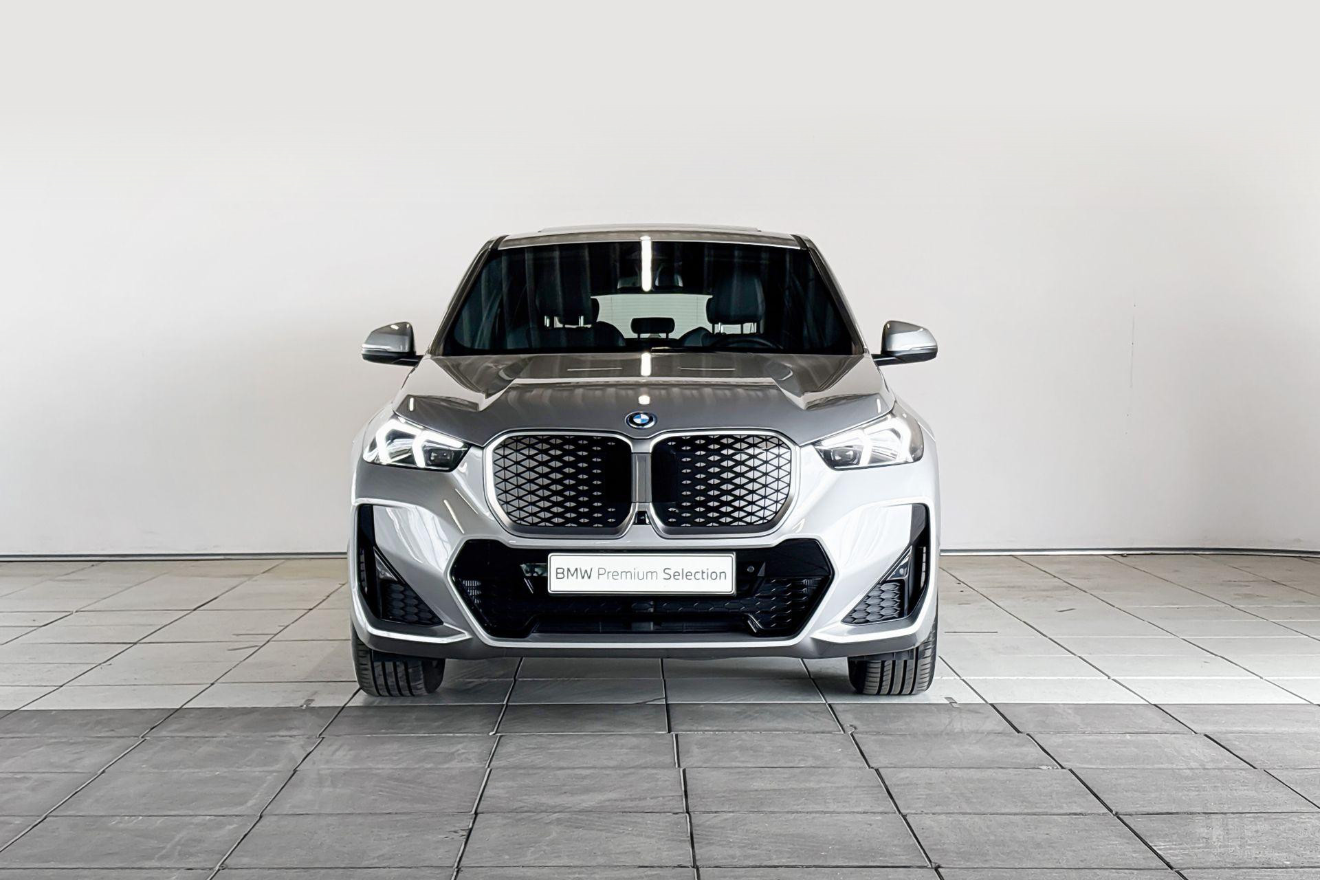 Foto van BMW Ix1 Edrive20