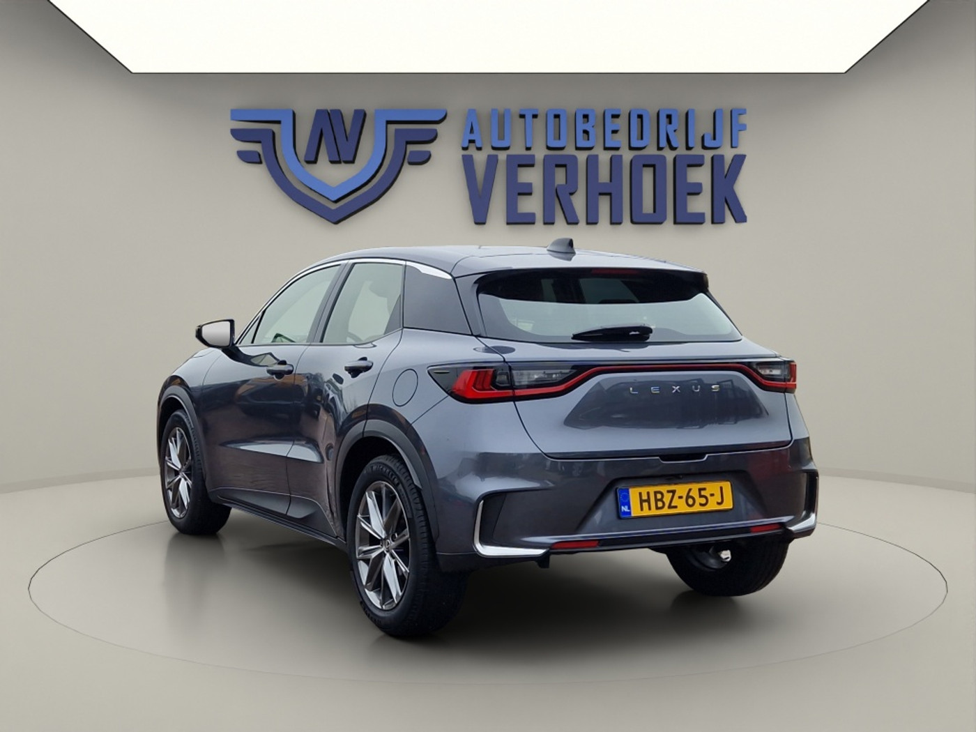 Foto van Lexus Lexus LBX
