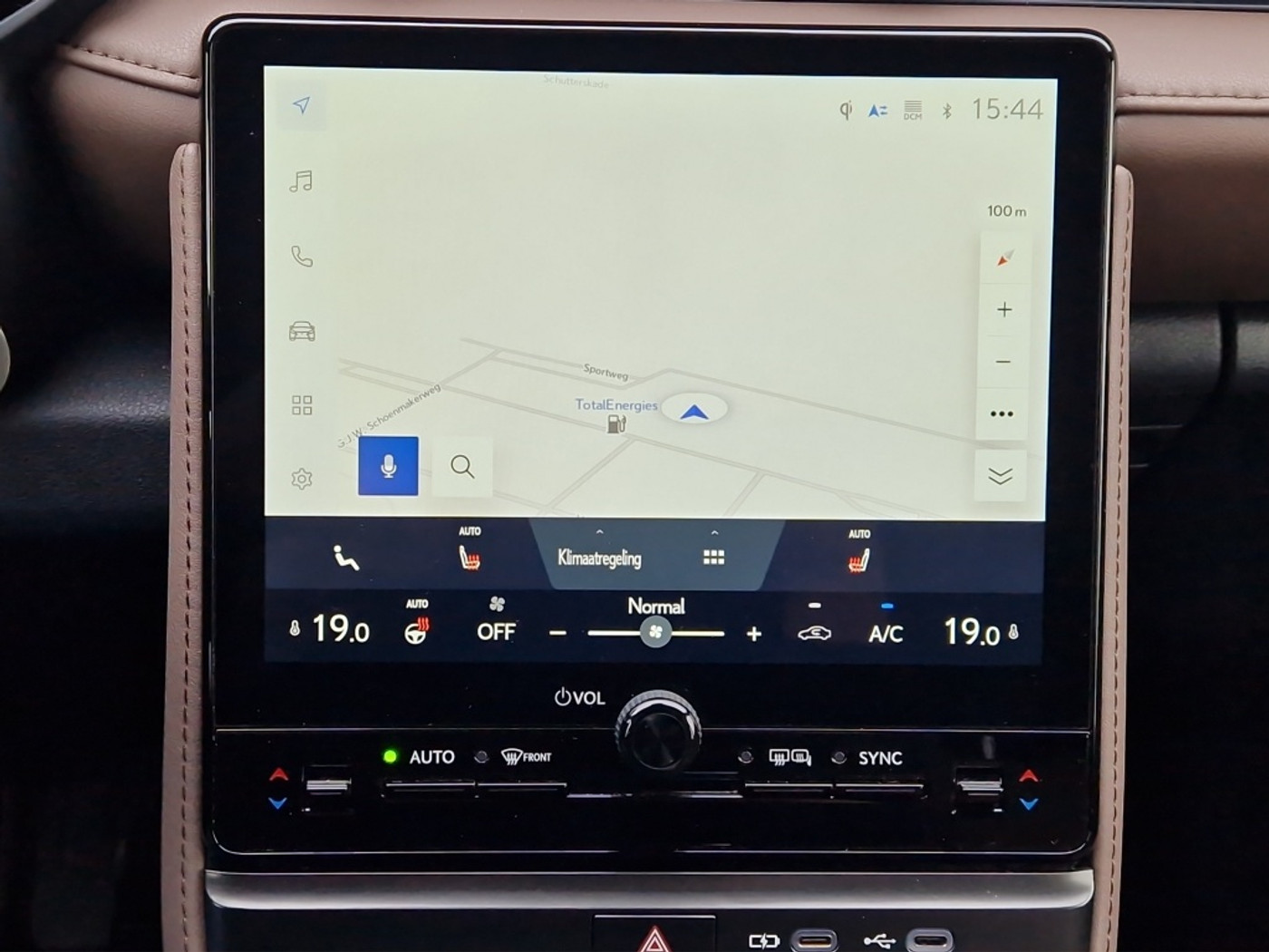 Foto van Lexus Lexus LBX