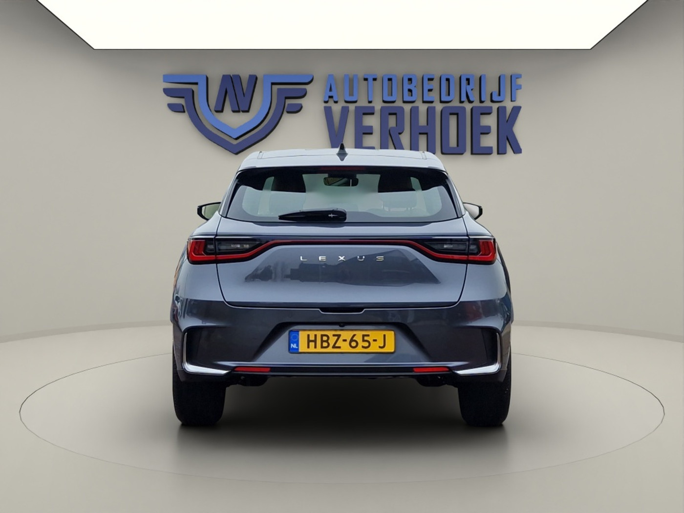 Foto van Lexus Lexus LBX