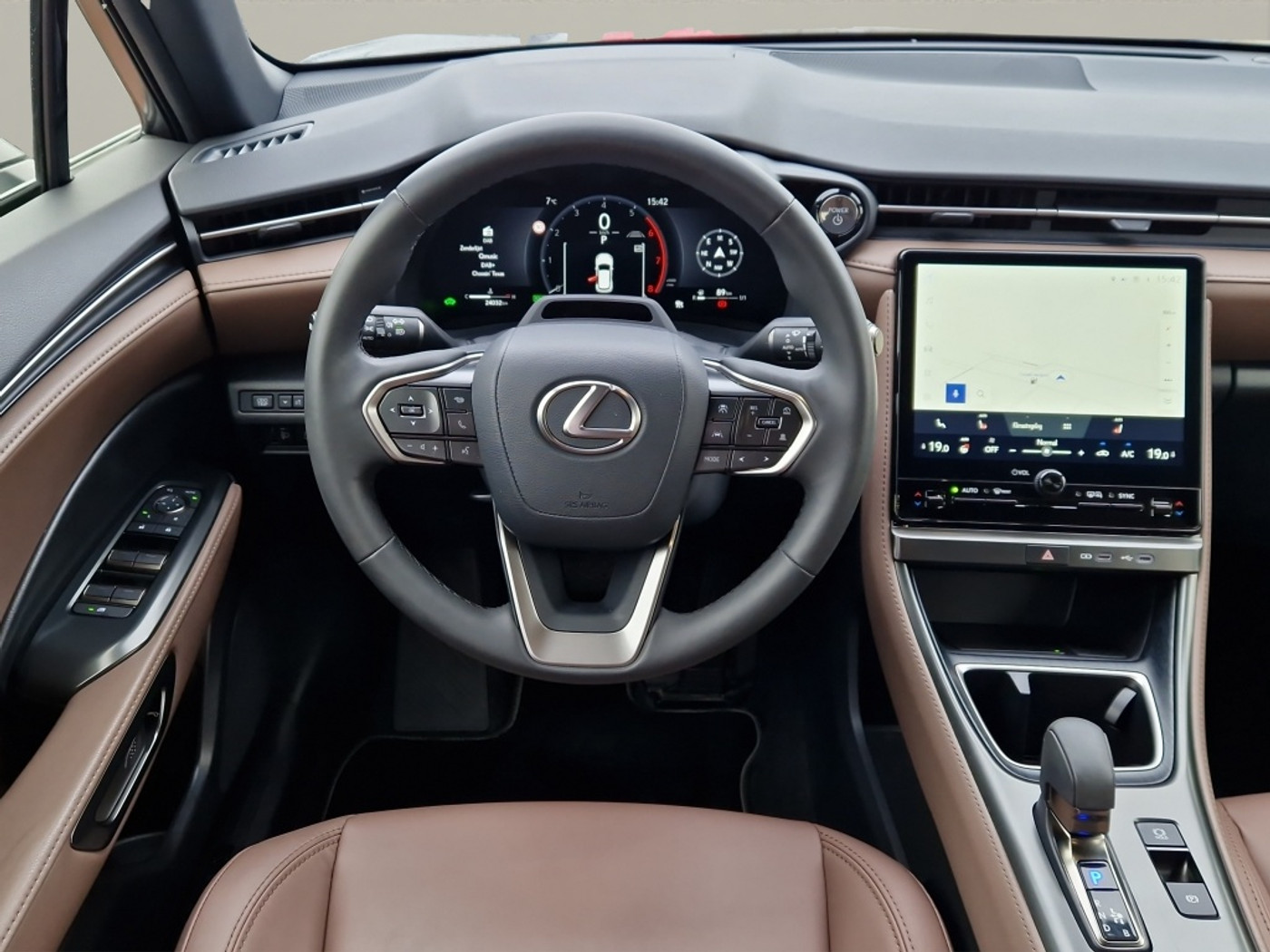 Foto van Lexus Lexus LBX