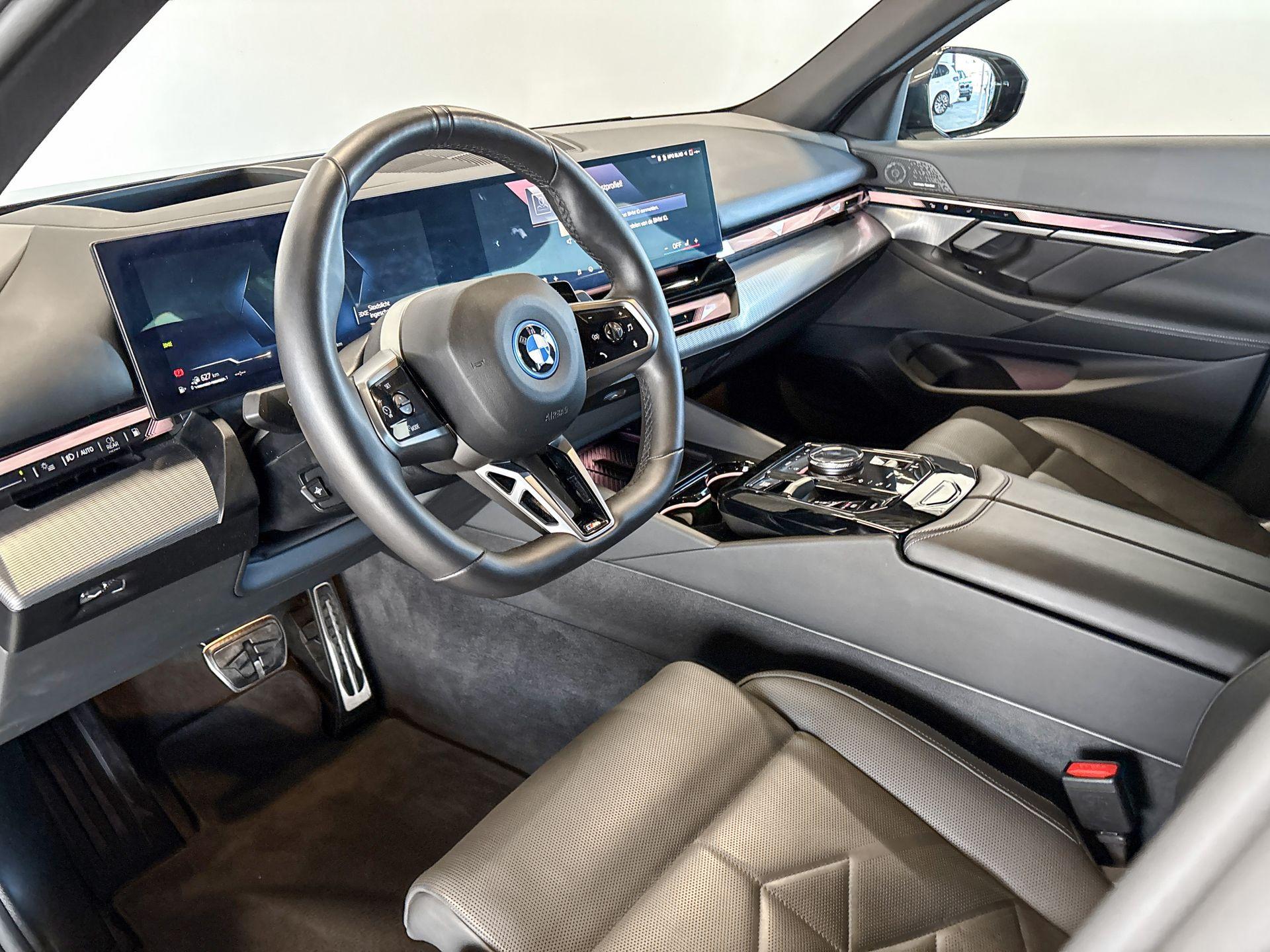 Foto van BMW 550e xDrive