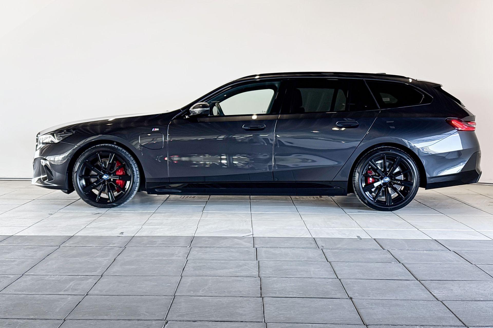 Foto van BMW 550e xDrive