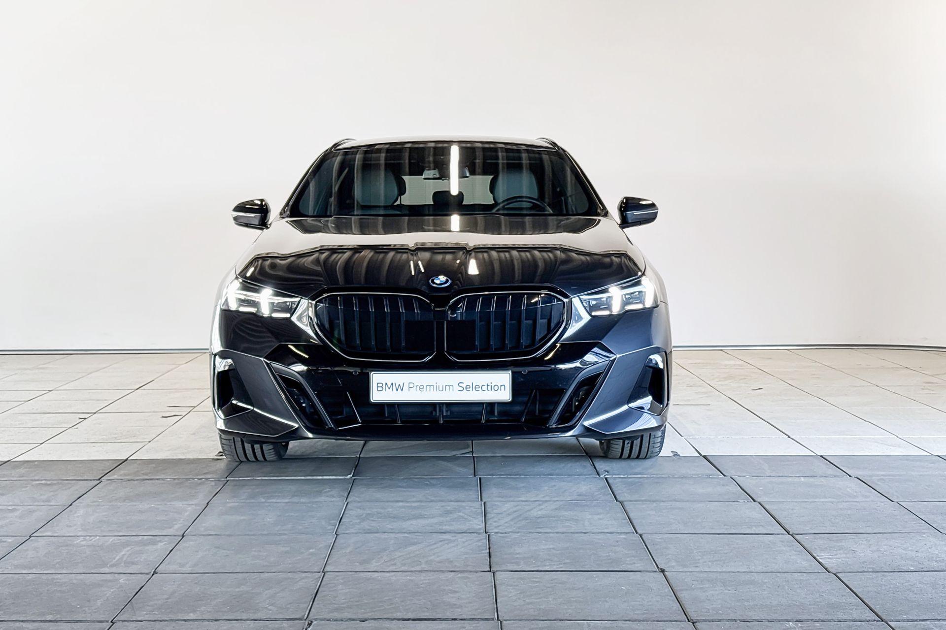 Foto van BMW 550e xDrive
