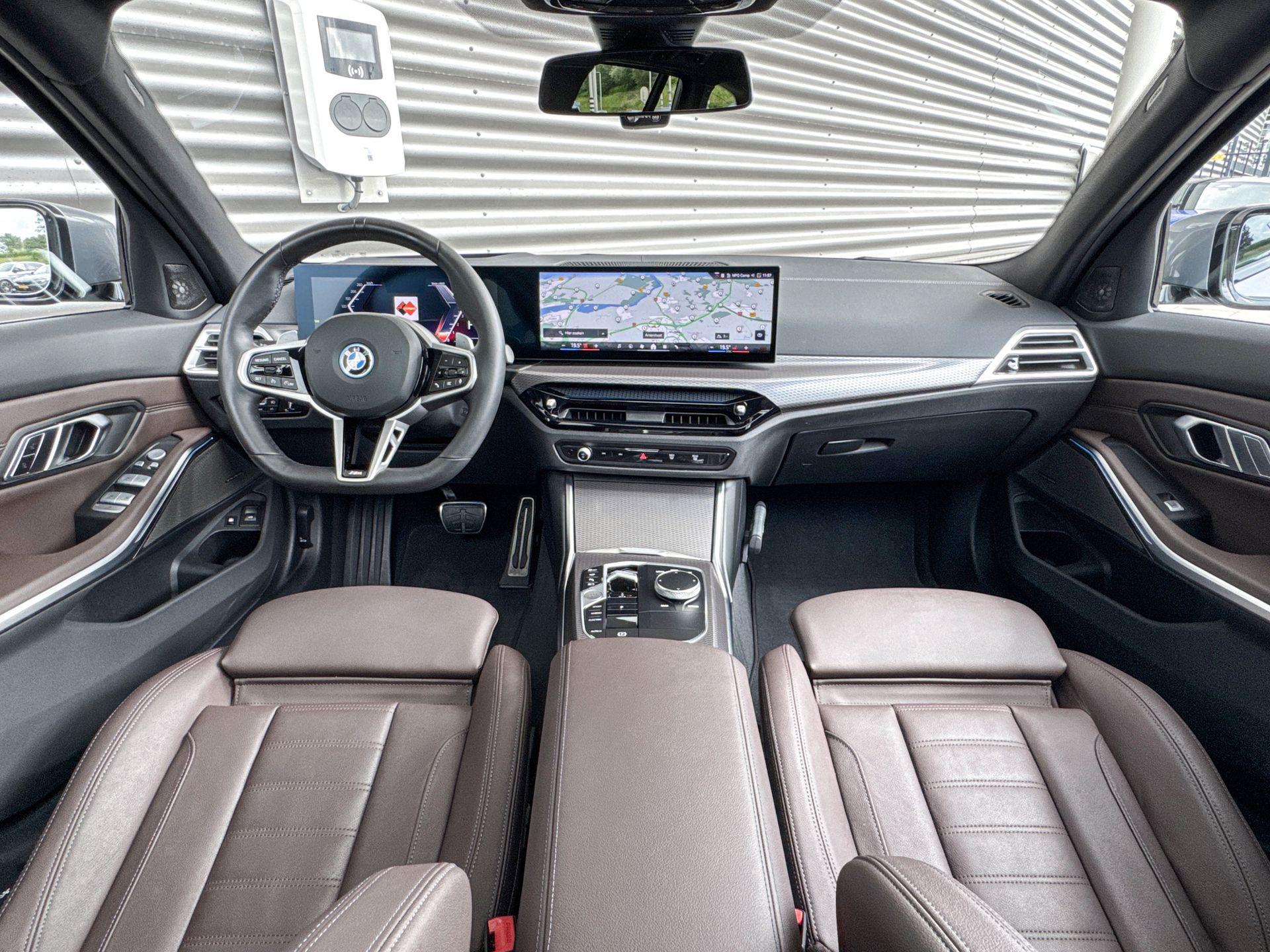 Foto van BMW 330e