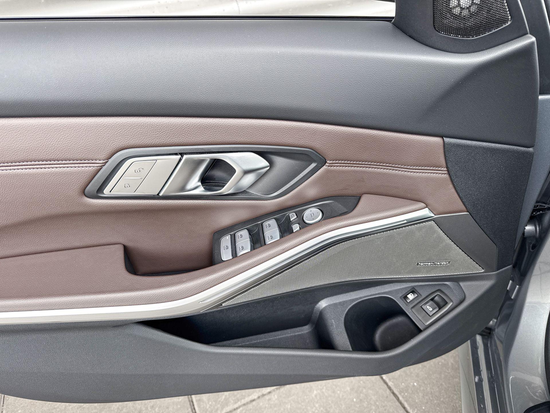 Foto van BMW 330e