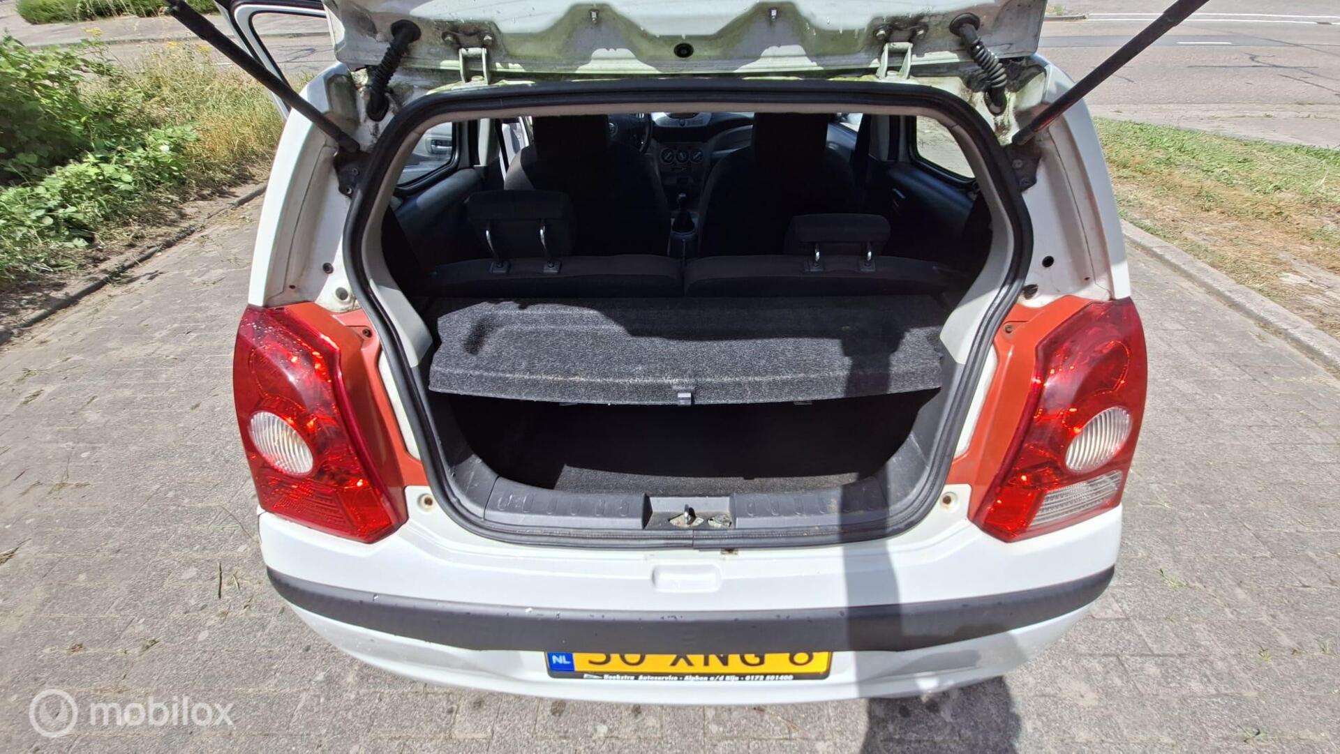 Foto van Nissan Nissan Pixo