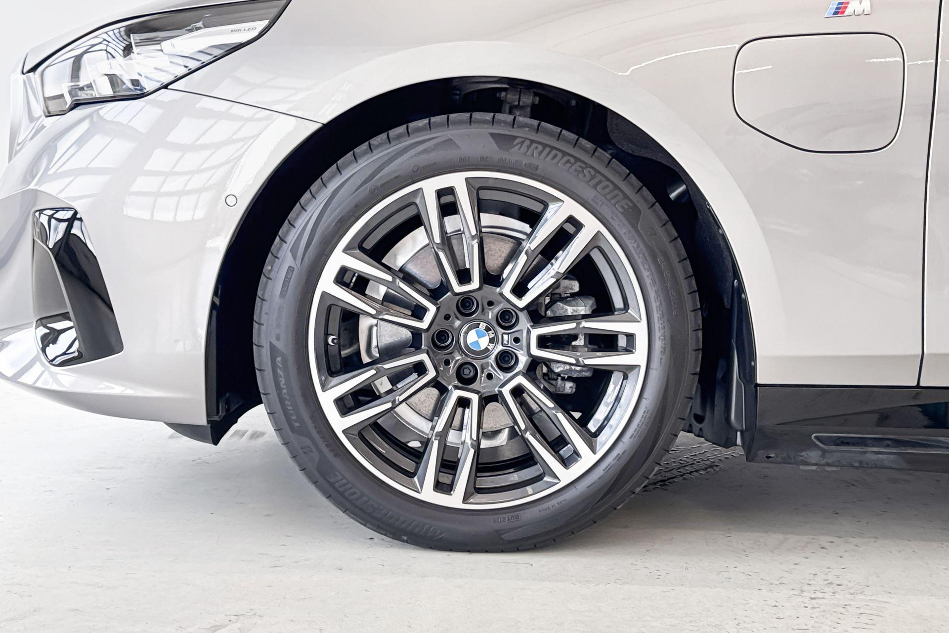 Foto van BMW 530e